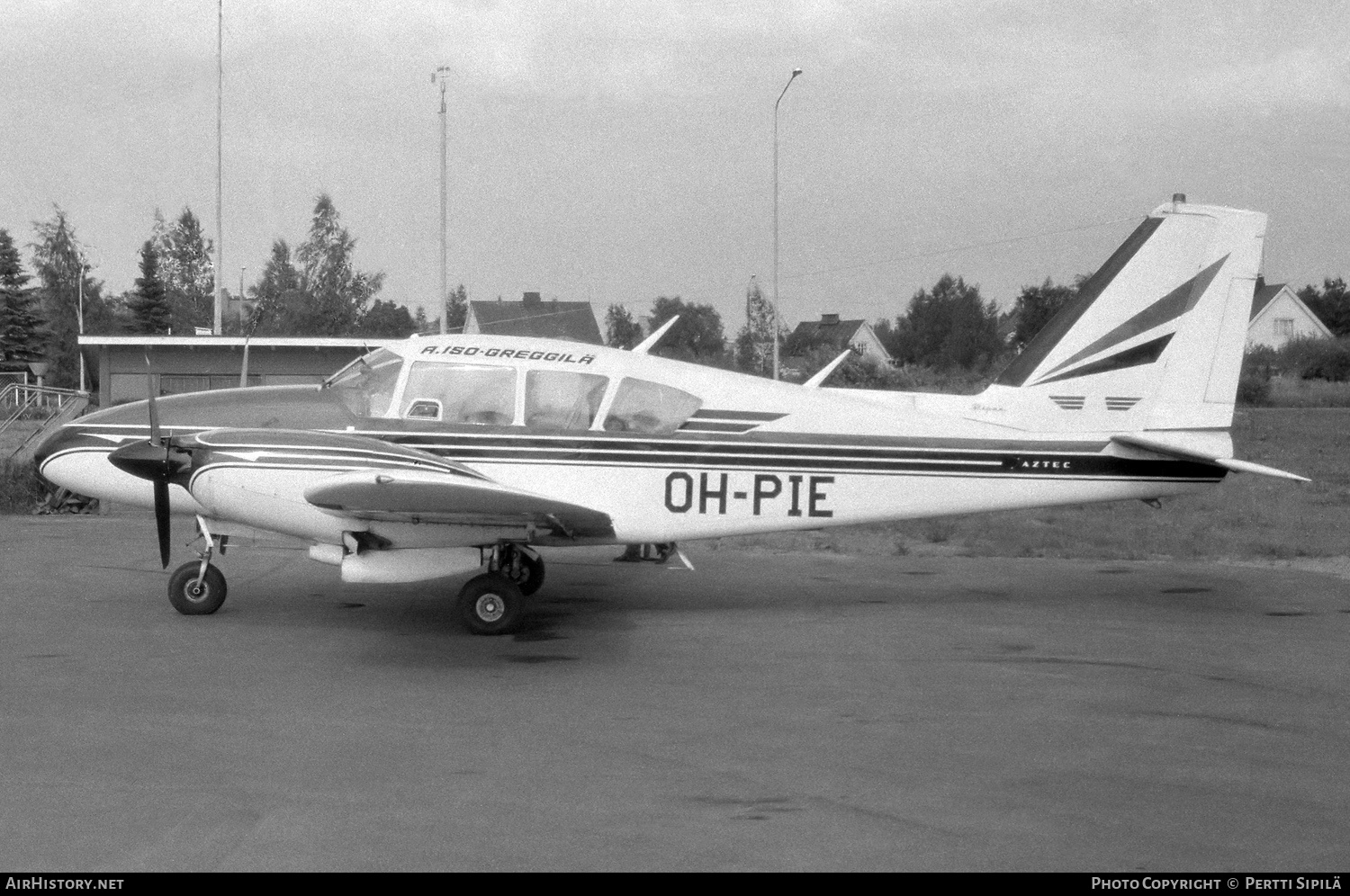 Aircraft Photo of OH-PIE | Piper PA-23-250 Aztec C | A. Iso-Greggilä | AirHistory.net #571425