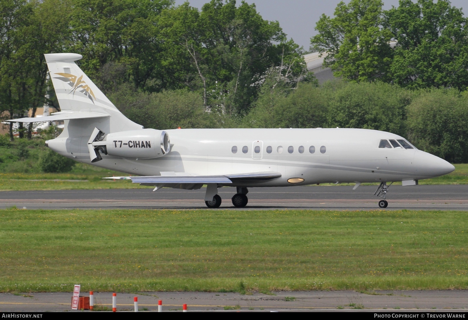 Aircraft Photo of T7-CIHAN | Dassault Falcon 2000EX | AirHistory.net #571430