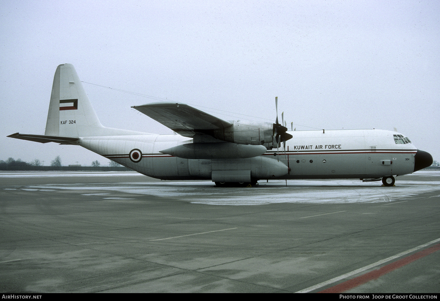 Aircraft Photo of KAF324 | Lockheed L-100-30 Hercules (382G) | Kuwait - Air Force | AirHistory.net #571449