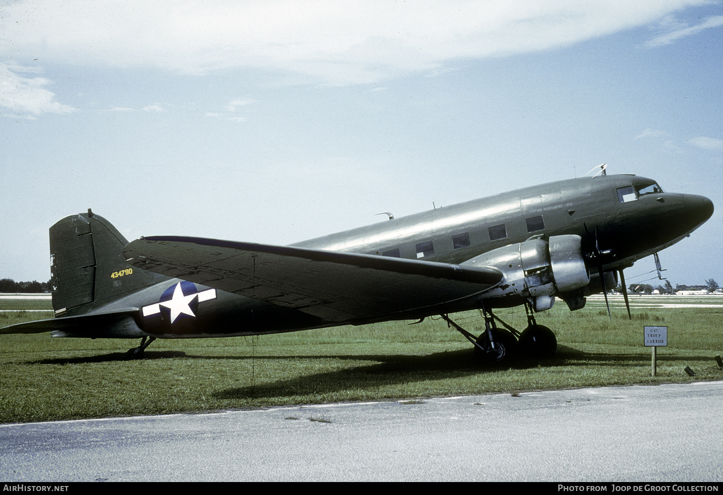 Aircraft Photo of 434790 | Douglas C-47 Skytrain | USA - Air Force | AirHistory.net #571489