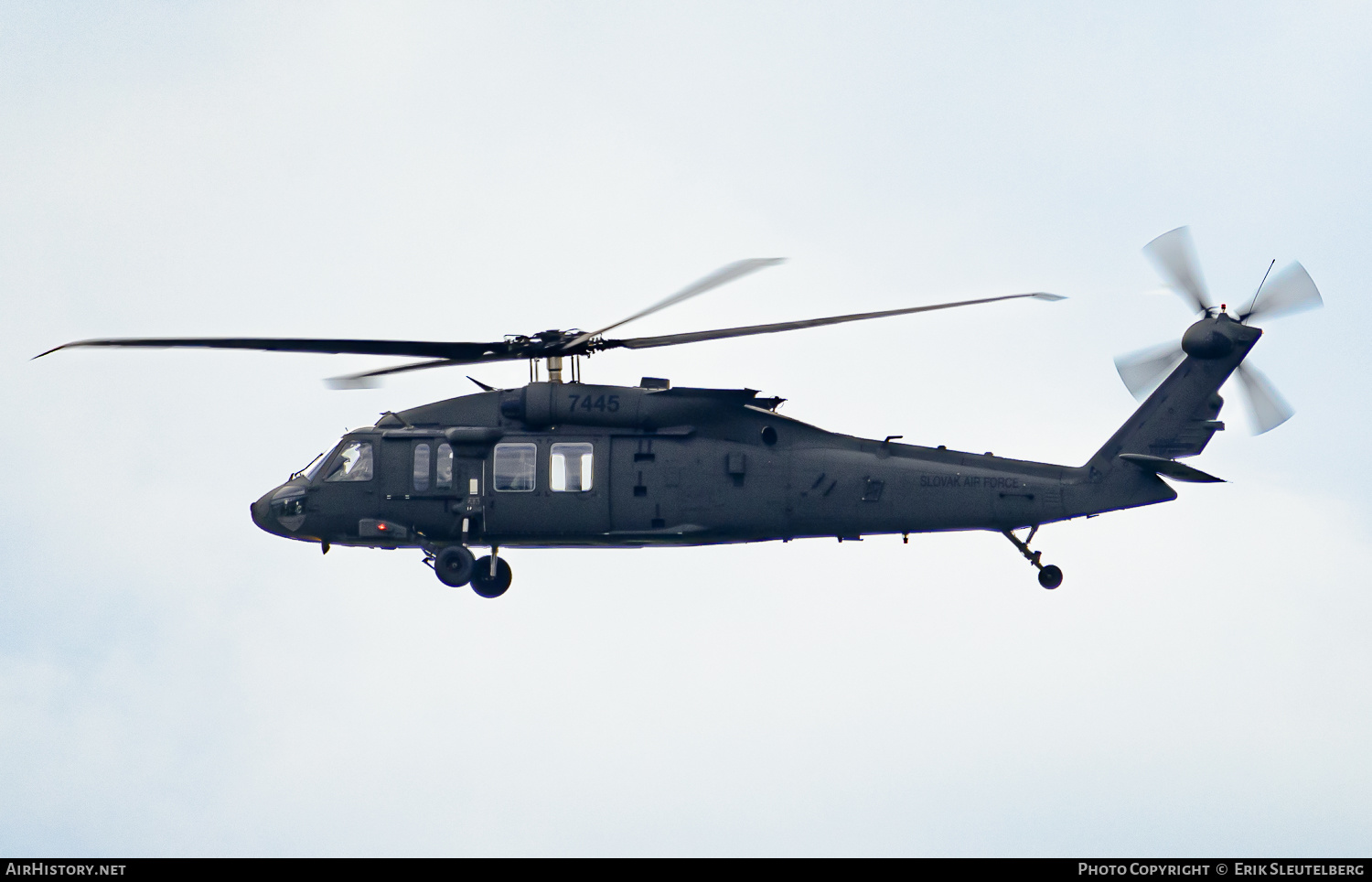 Aircraft Photo of 7445 | Sikorsky UH-60M Black Hawk (S-70A) | Slovakia - Air Force | AirHistory.net #571521