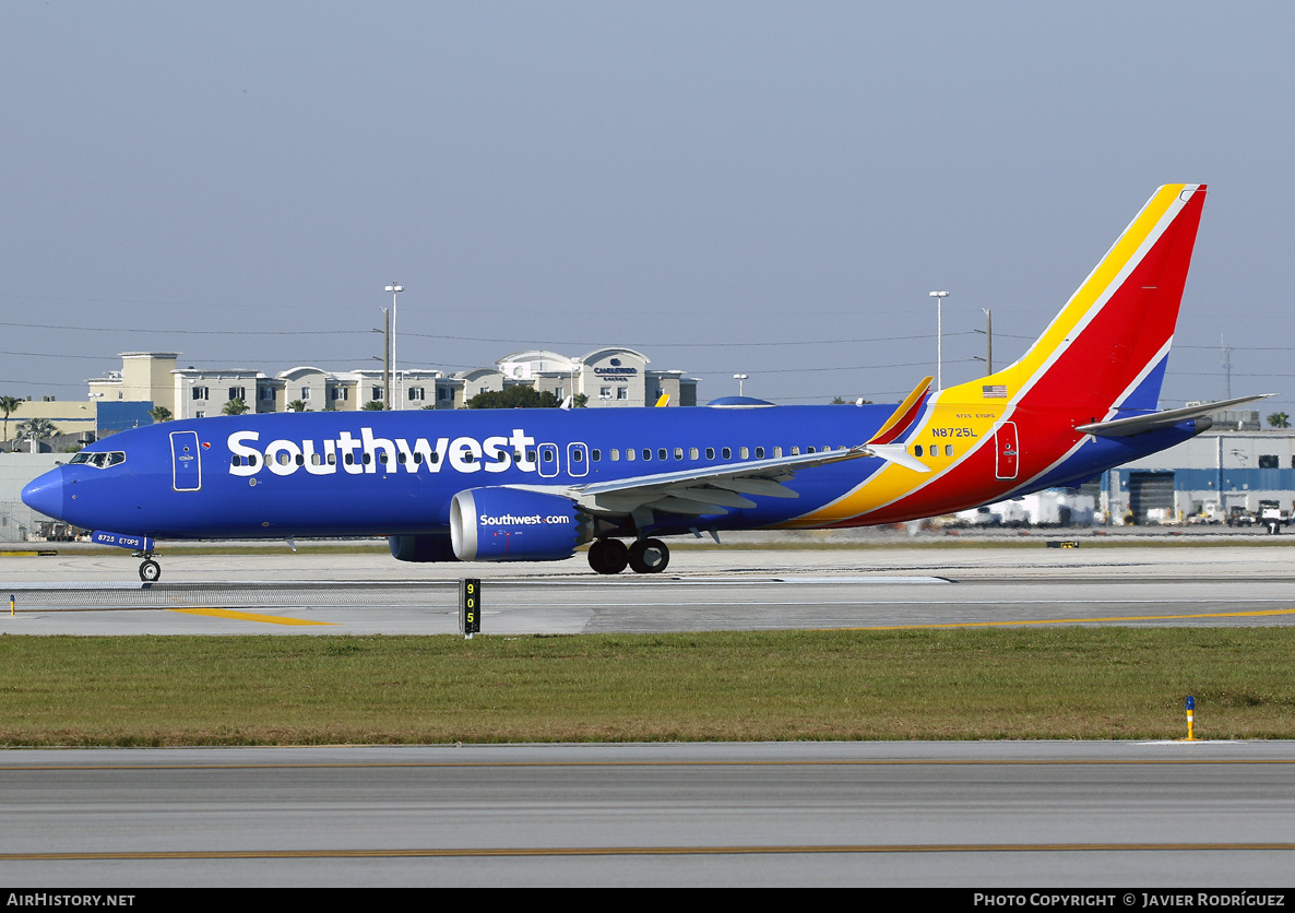 Aircraft Photo of N8725L | Boeing 737-8 Max 8 | Southwest Airlines | AirHistory.net #571628