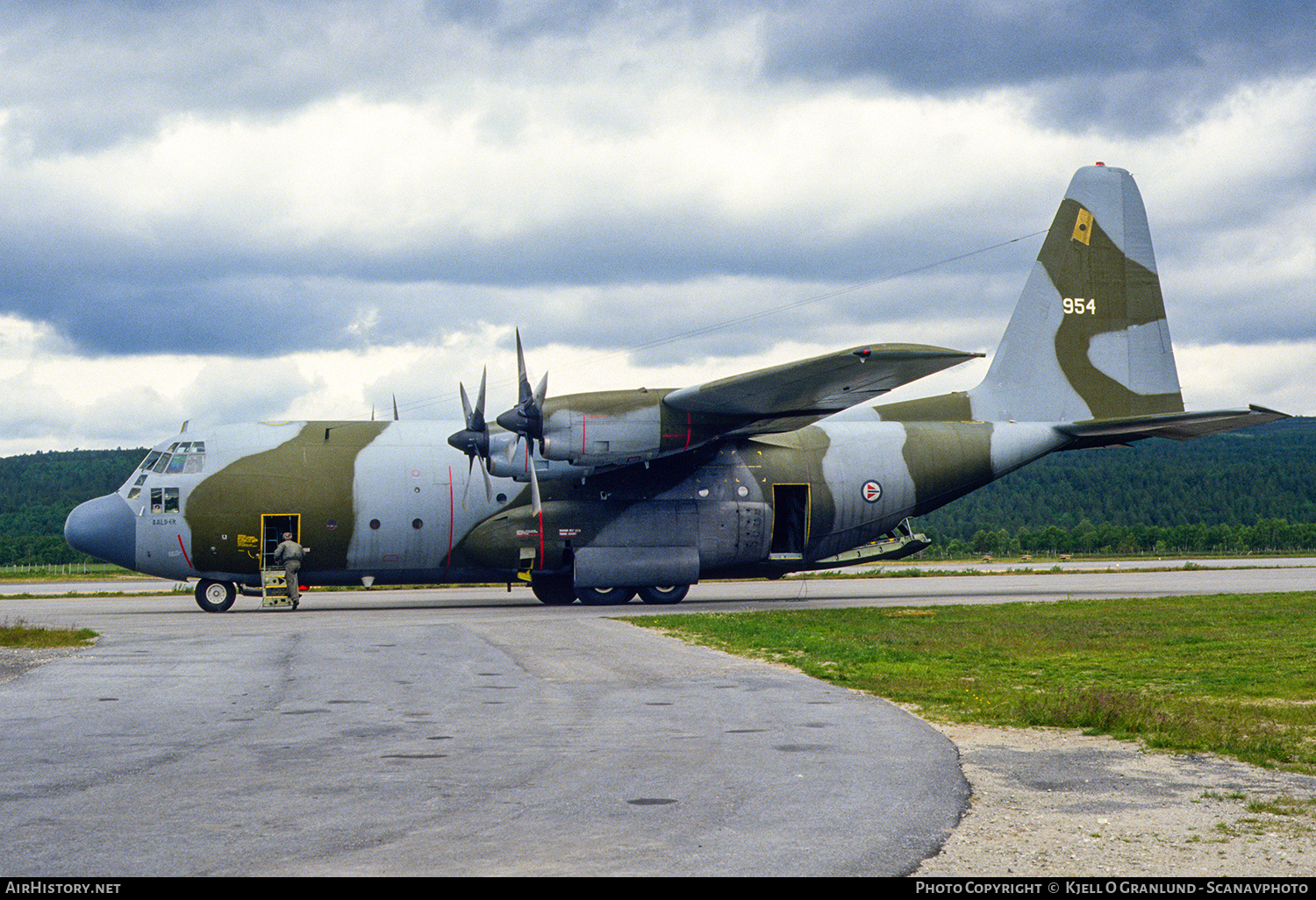 Aircraft Photo of 954 | Lockheed C-130H Hercules | Norway - Air Force | AirHistory.net #571634