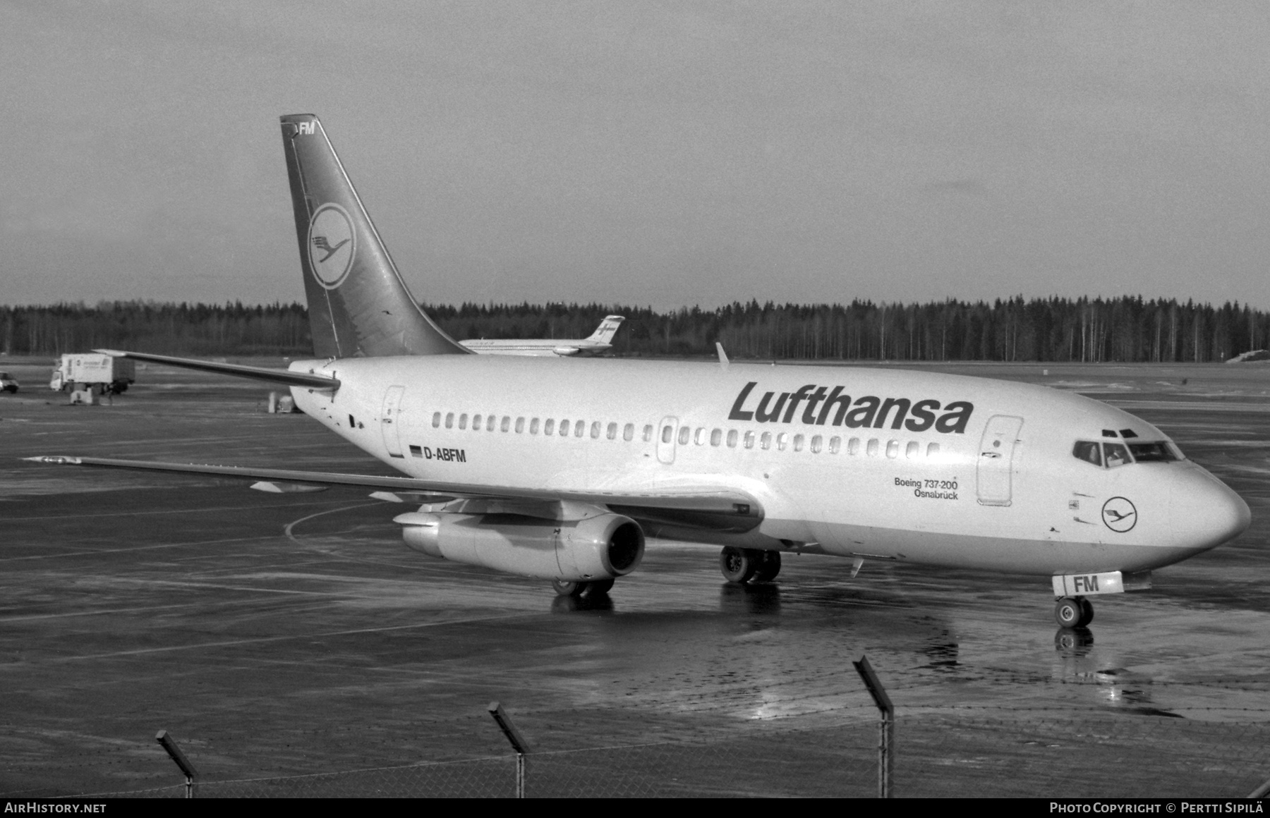 Aircraft Photo of D-ABFM | Boeing 737-230/Adv | Lufthansa | AirHistory.net #571652