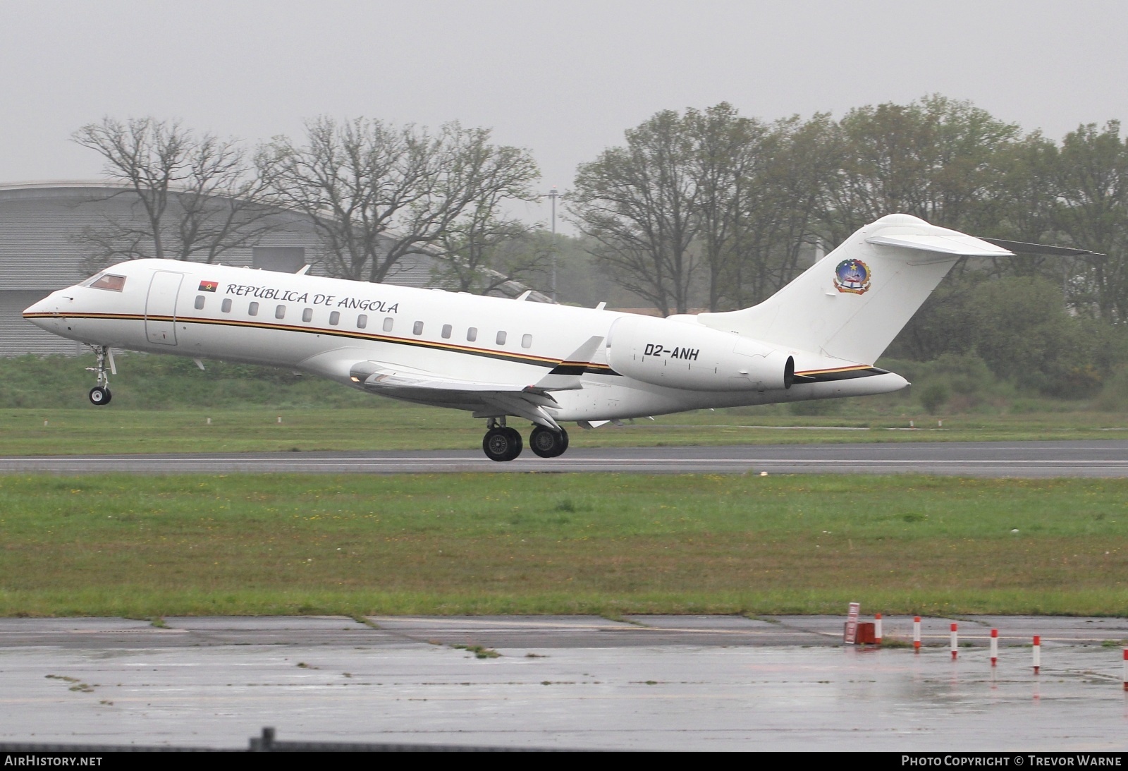 Aircraft Photo of D2-ANH | Bombardier Global Express (BD-700-1A10) | República de Angola | AirHistory.net #571682