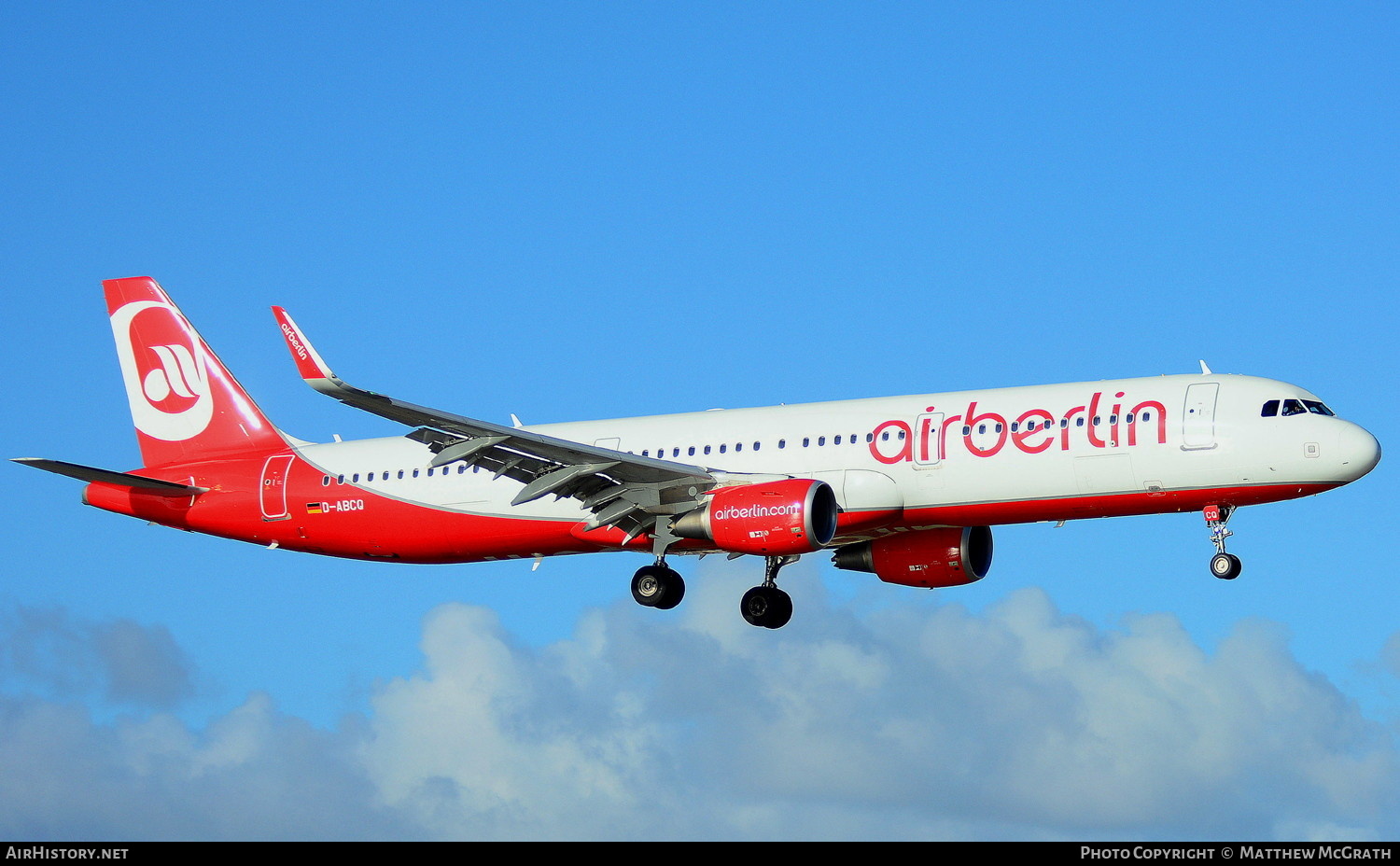 Aircraft Photo of D-ABCQ | Airbus A321-211 | Air Berlin | AirHistory.net #571704