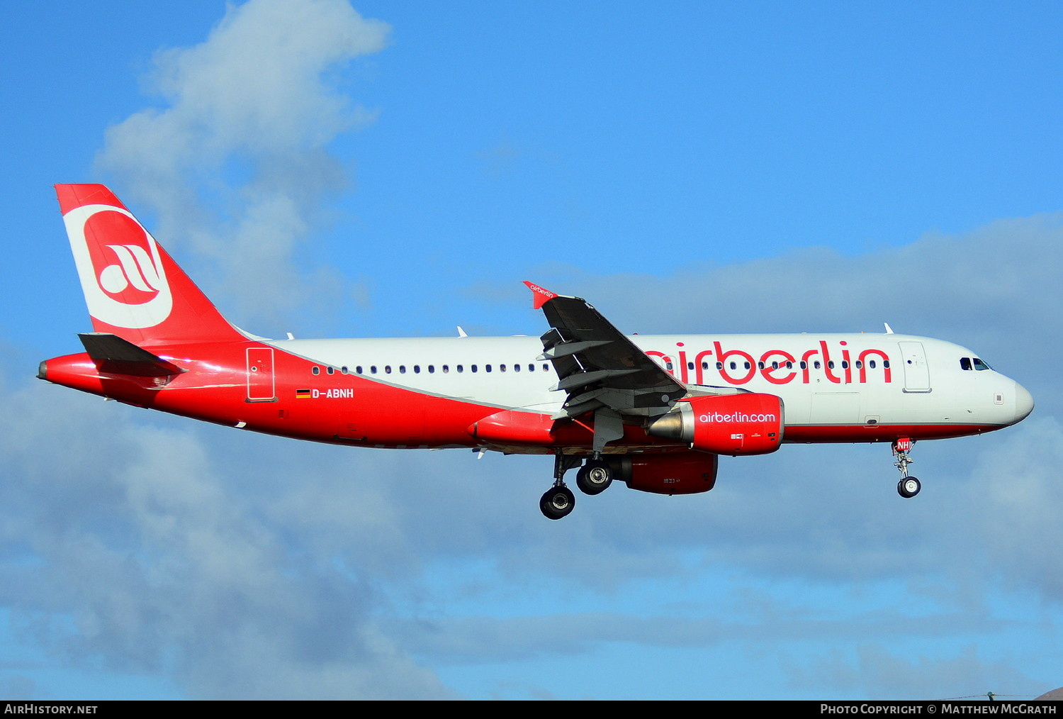 Aircraft Photo of D-ABNH | Airbus A320-214 | Air Berlin | AirHistory.net #571711