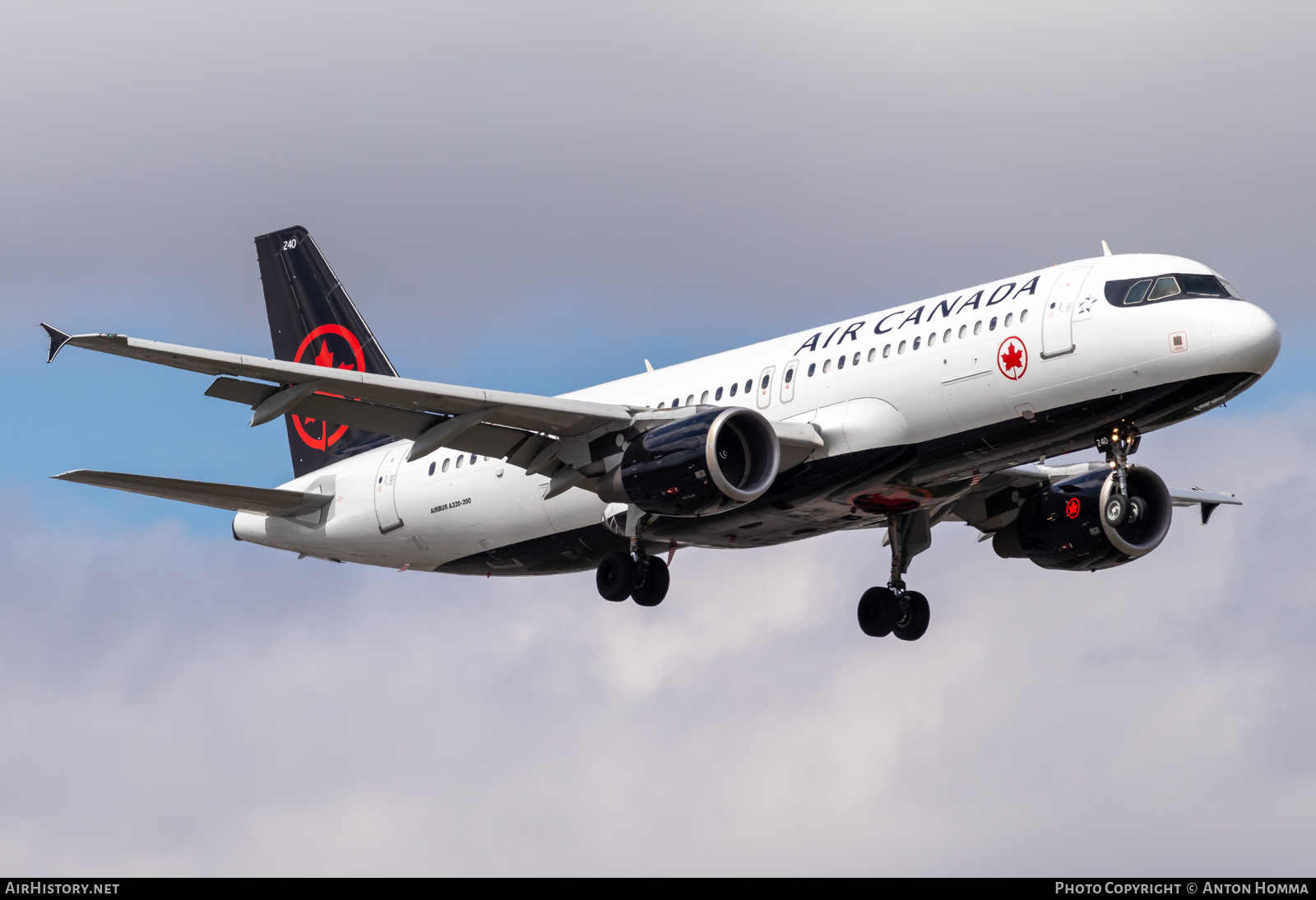 Aircraft Photo of C-FZQS | Airbus A320-214 | Air Canada | AirHistory.net #571772