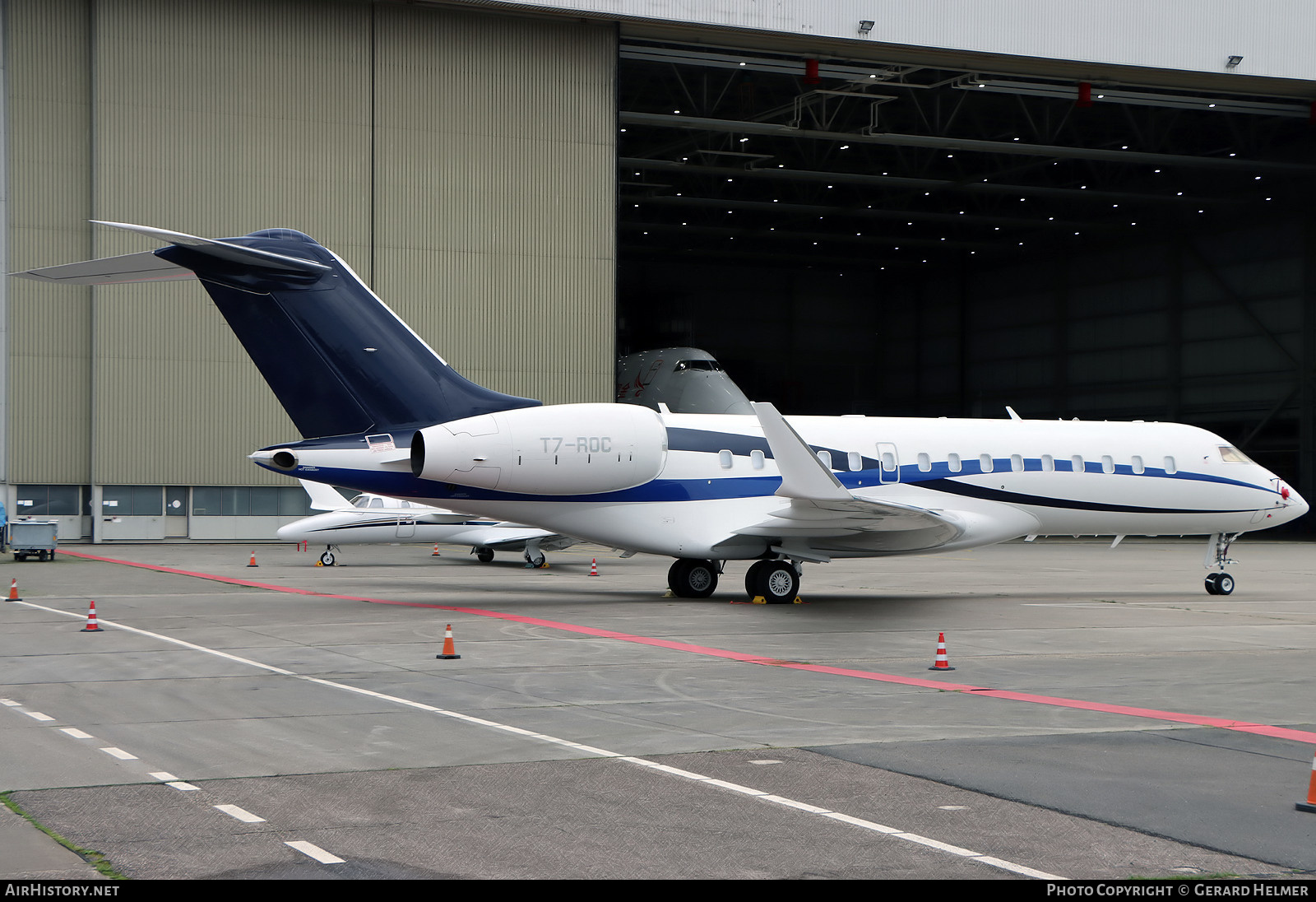 Aircraft Photo of T7-ROC | Bombardier Global 6000 (BD-700-1A10) | AirHistory.net #571865