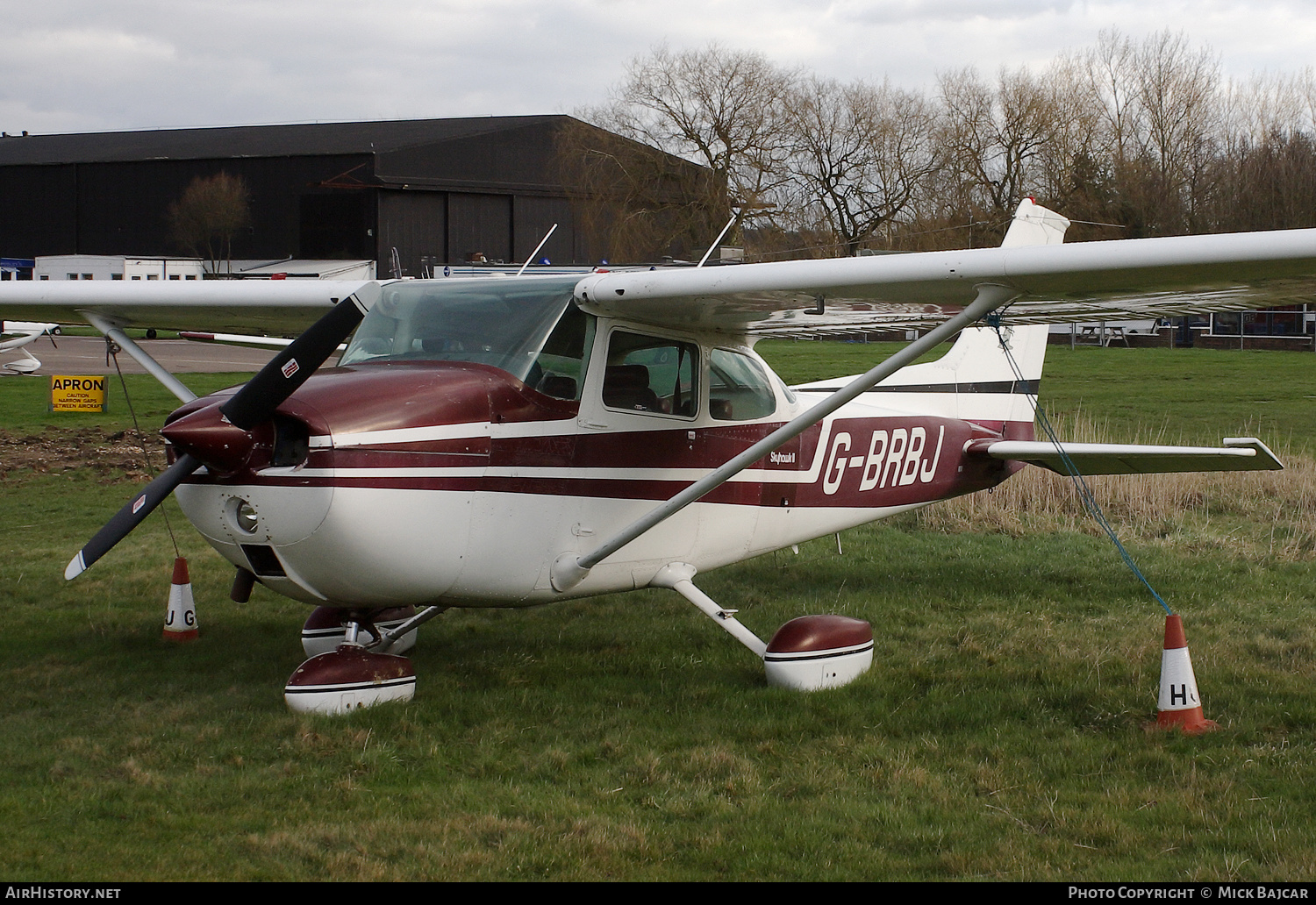 Aircraft Photo of G-BRBJ | Cessna 172M Skyhawk | AirHistory.net #571904