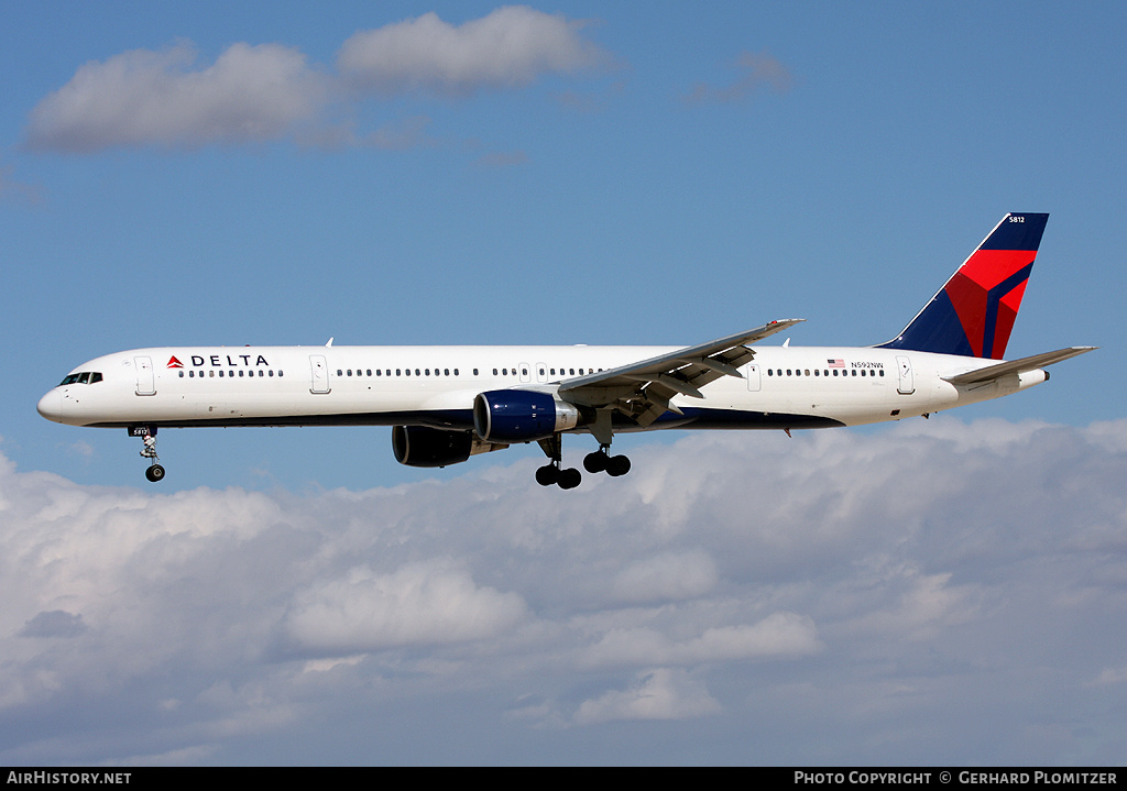 Aircraft Photo of N592NW | Boeing 757-351 | Delta Air Lines | AirHistory.net #571933