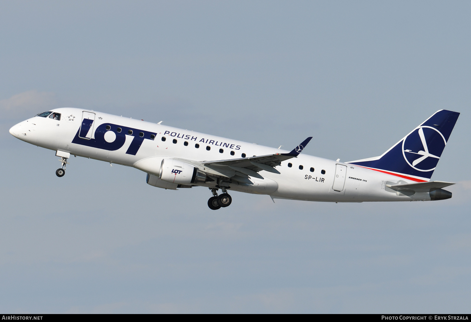 Aircraft Photo of SP-LIR | Embraer 175STD (ERJ-170-200STD) | LOT Polish Airlines - Polskie Linie Lotnicze | AirHistory.net #572058