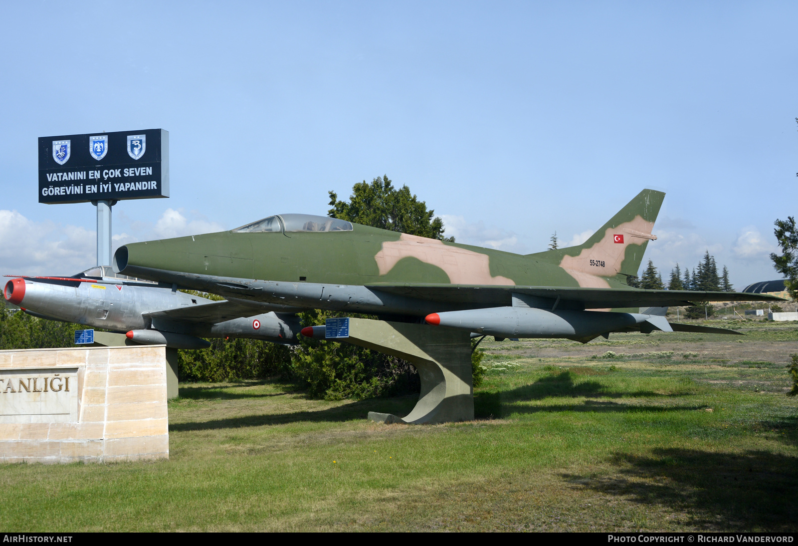 Aircraft Photo of 55-2748 | North American F-100D Super Sabre | Turkey - Air Force | AirHistory.net #572082