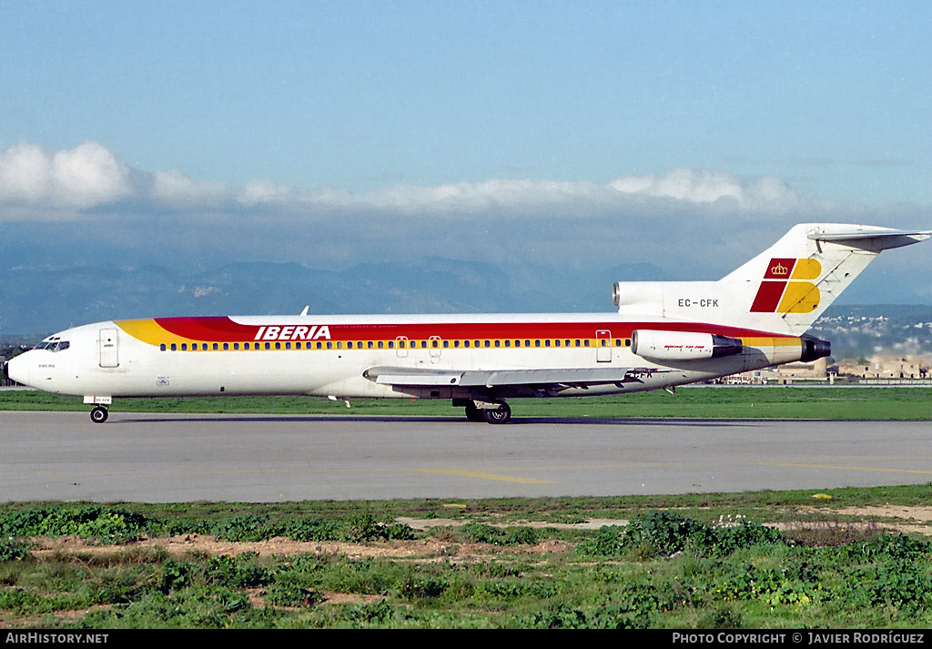 Aircraft Photo of EC-CFK | Boeing 727-256/Adv | Iberia | AirHistory.net #572109