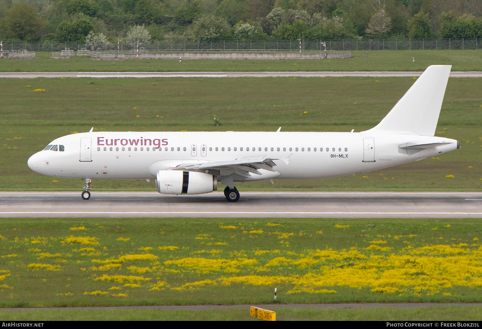 Aircraft Photo of 9H-MLX | Airbus A320-214 | Eurowings | AirHistory.net #572118