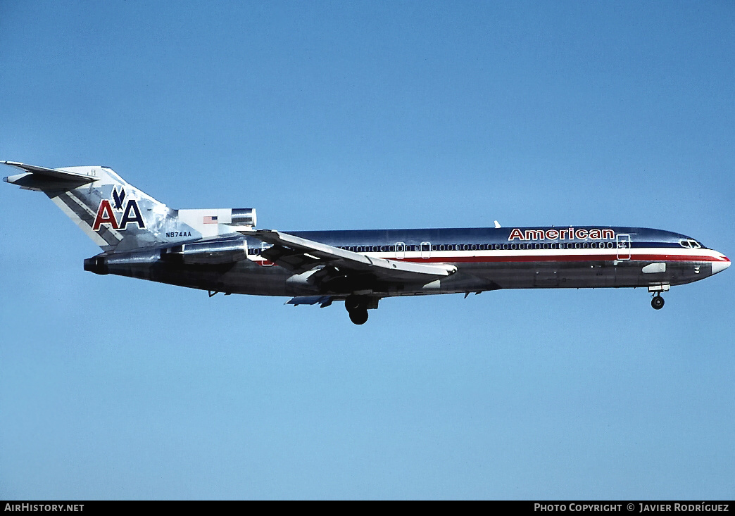 Aircraft Photo of N874AA | Boeing 727-223/Adv | American Airlines | AirHistory.net #572150