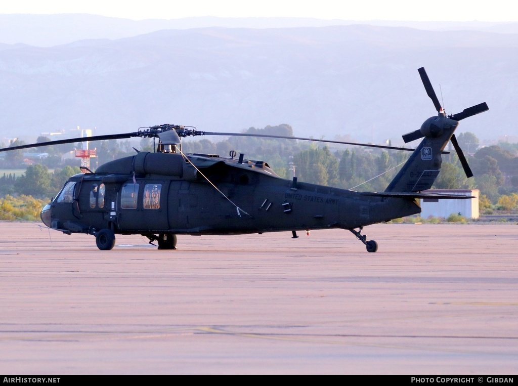 Aircraft Photo of 92-26447 / 0-26447 | Sikorsky UH-60L Black Hawk (S-70A) | USA - Army | AirHistory.net #572156