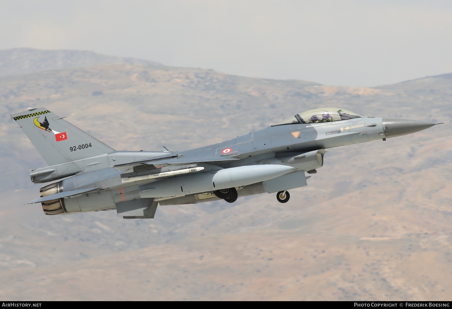Aircraft Photo of 92-0004 | Lockheed F-16CG Fighting Falcon | Turkey - Air Force | AirHistory.net #572175