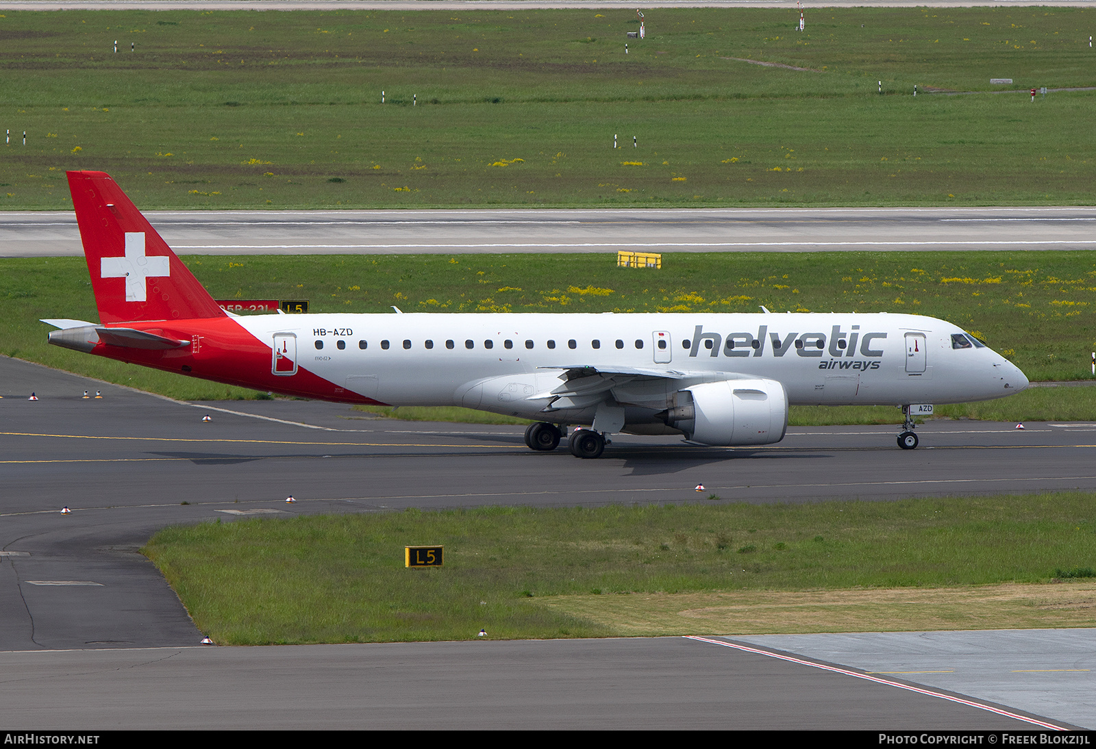 Aircraft Photo of HB-AZD | Embraer 190-E2 (ERJ-190-300) | Helvetic Airways | AirHistory.net #572211