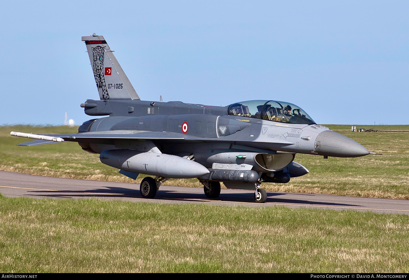 Aircraft Photo of 07-1025 | Lockheed Martin F-16DJ Fighting Falcon | Turkey - Air Force | AirHistory.net #572371