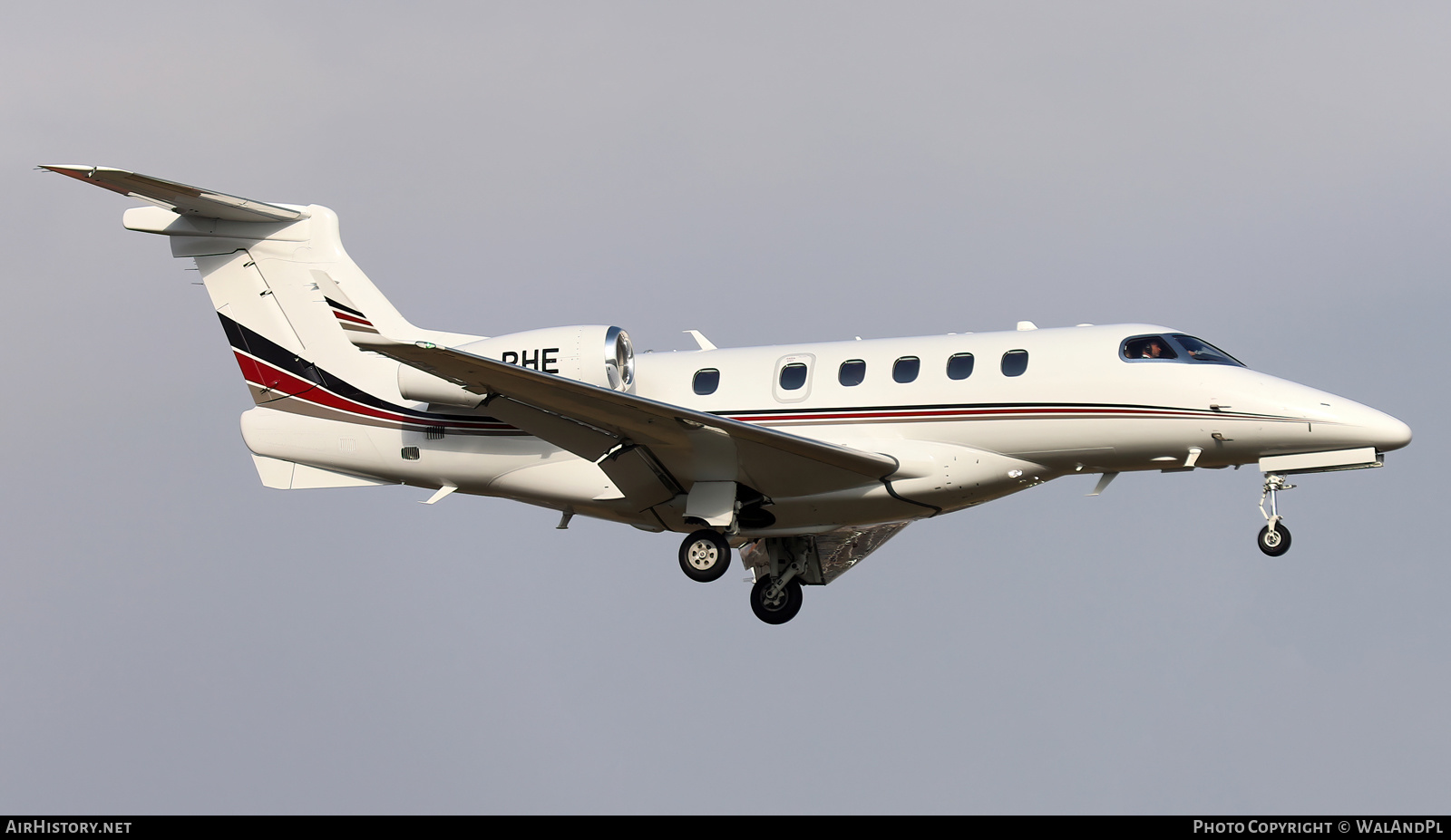 Aircraft Photo of CS-PHE | Embraer EMB-505 Phenom 300 | AirHistory.net #572408