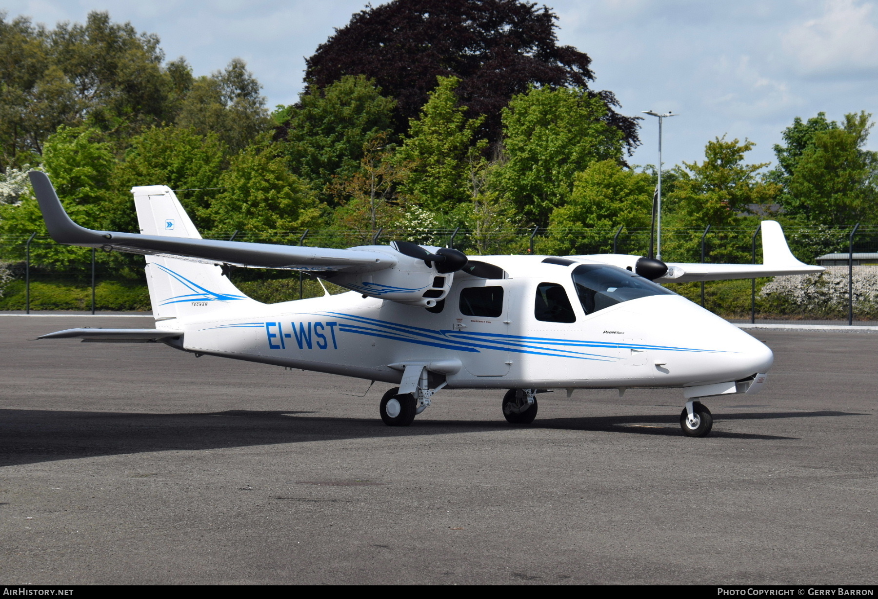 Aircraft Photo of EI-WST | Tecnam P2006T Mk.II | AirHistory.net #572437