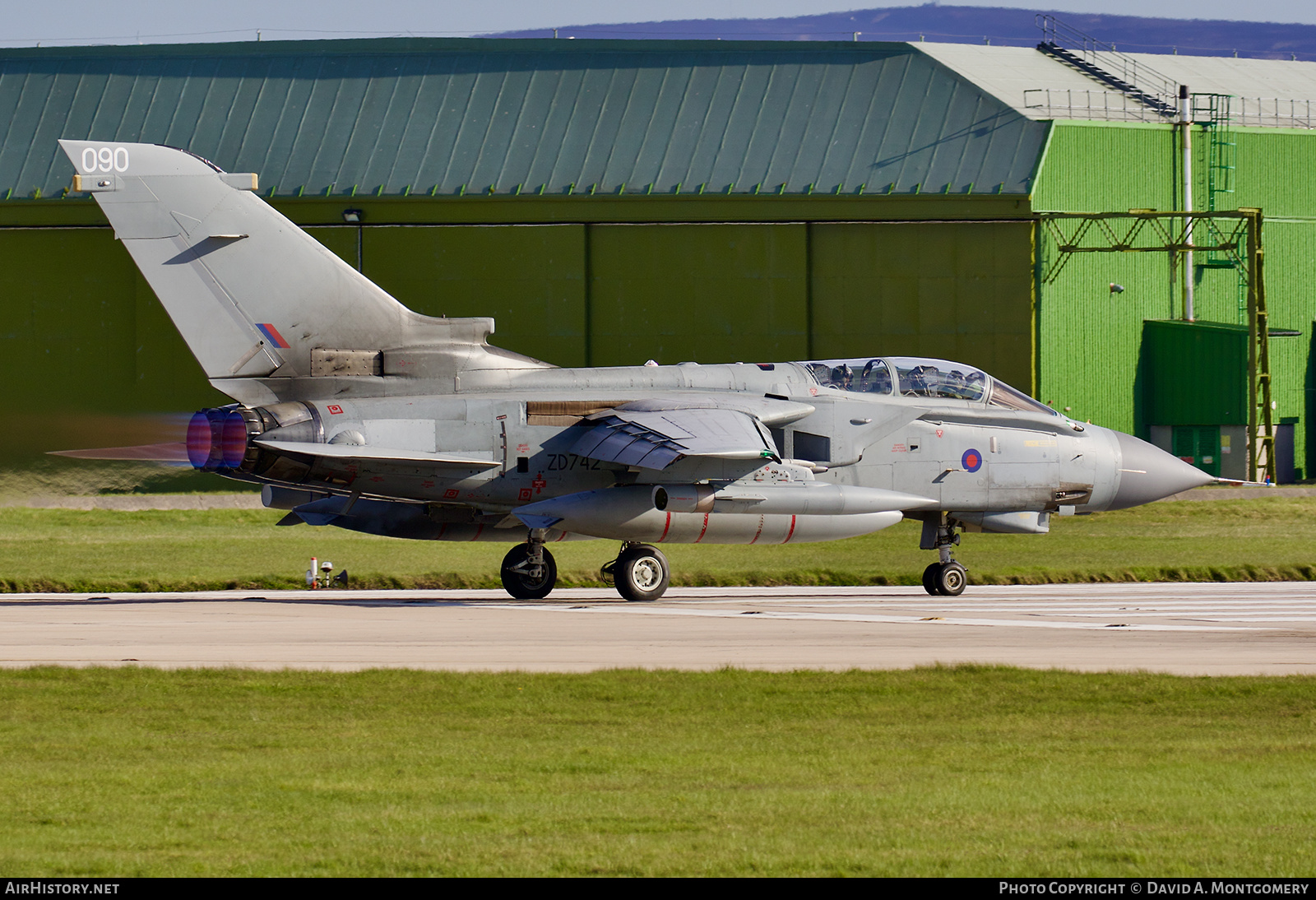 Aircraft Photo of ZD742 | Panavia Tornado GR4(T) | UK - Air Force | AirHistory.net #572441