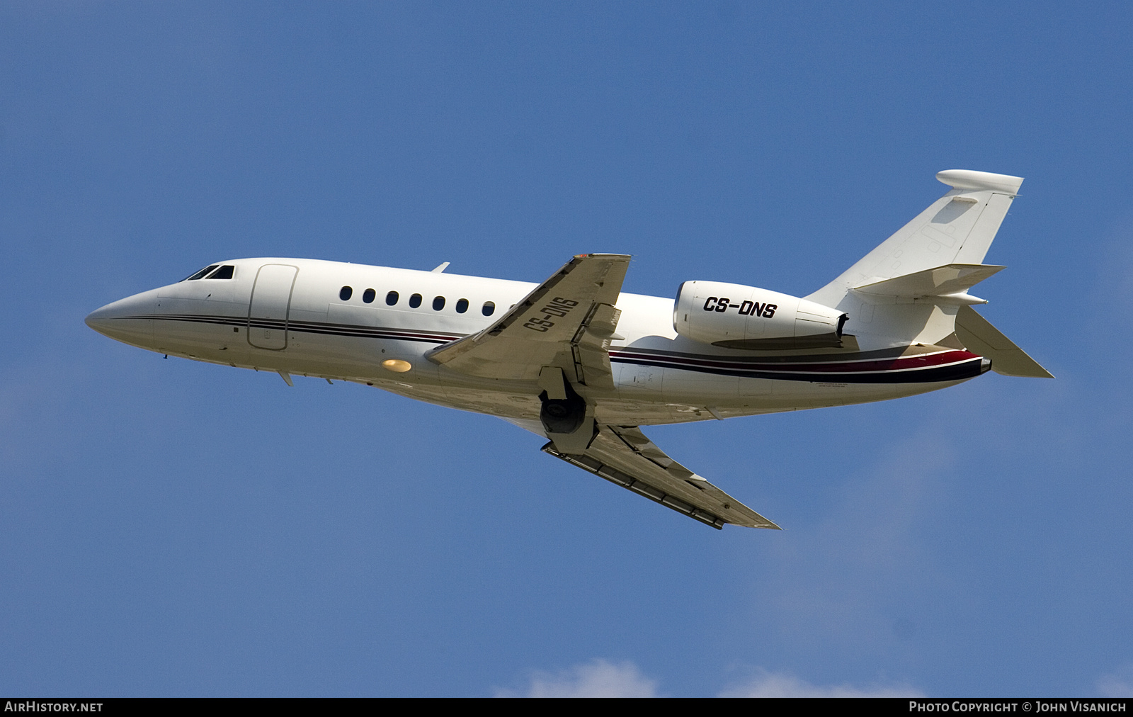 Aircraft Photo of CS-DNS | Dassault Falcon 2000 | AirHistory.net #572480