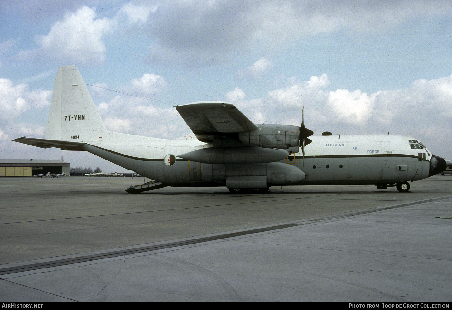 Aircraft Photo of 7T-VHN | Lockheed C-130H-30 Hercules (L-382) | Algeria - Air Force | AirHistory.net #572509