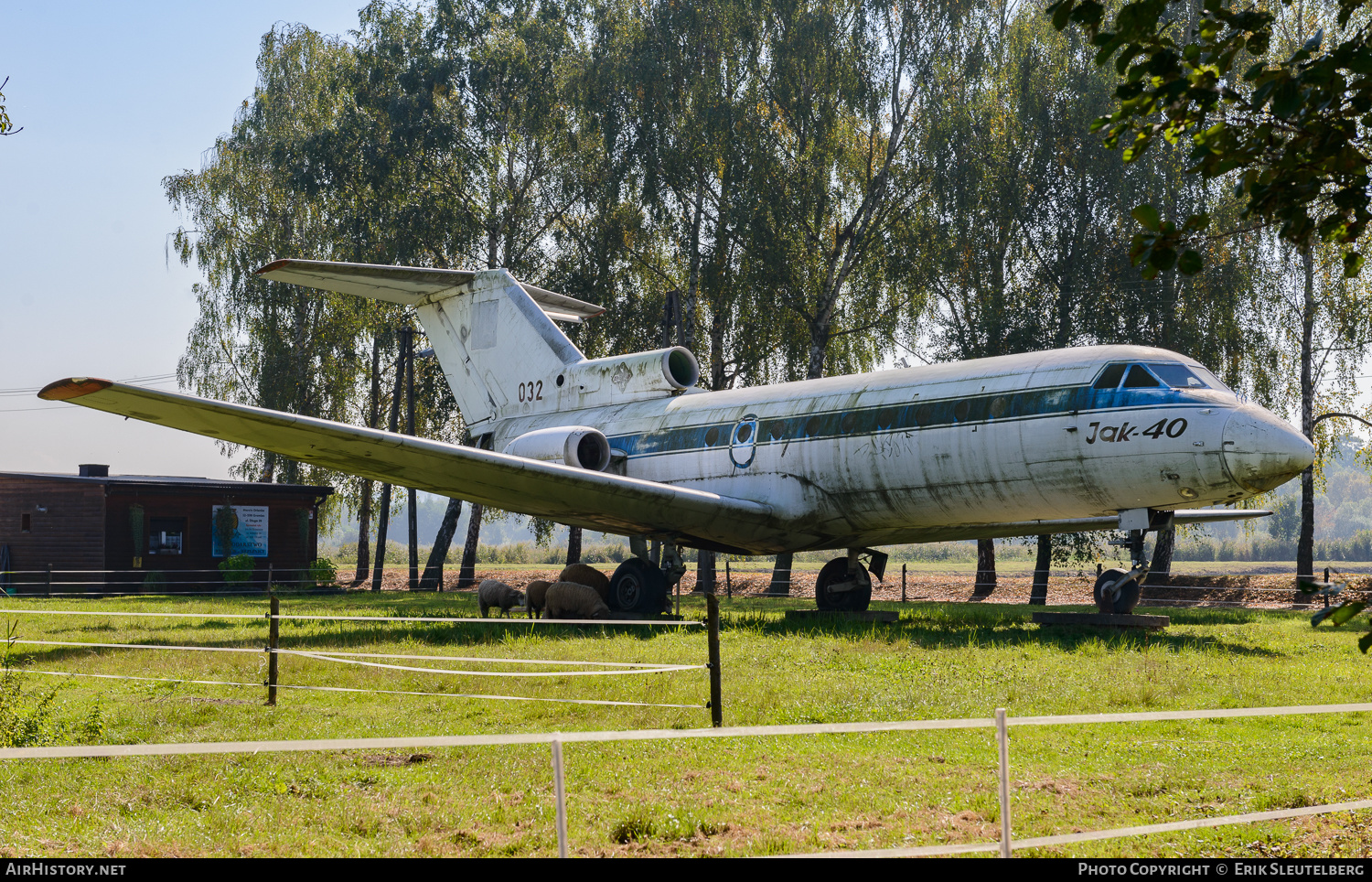 Aircraft Photo of 032 | Yakovlev Yak-40 | Poland - Air Force | AirHistory.net #572607