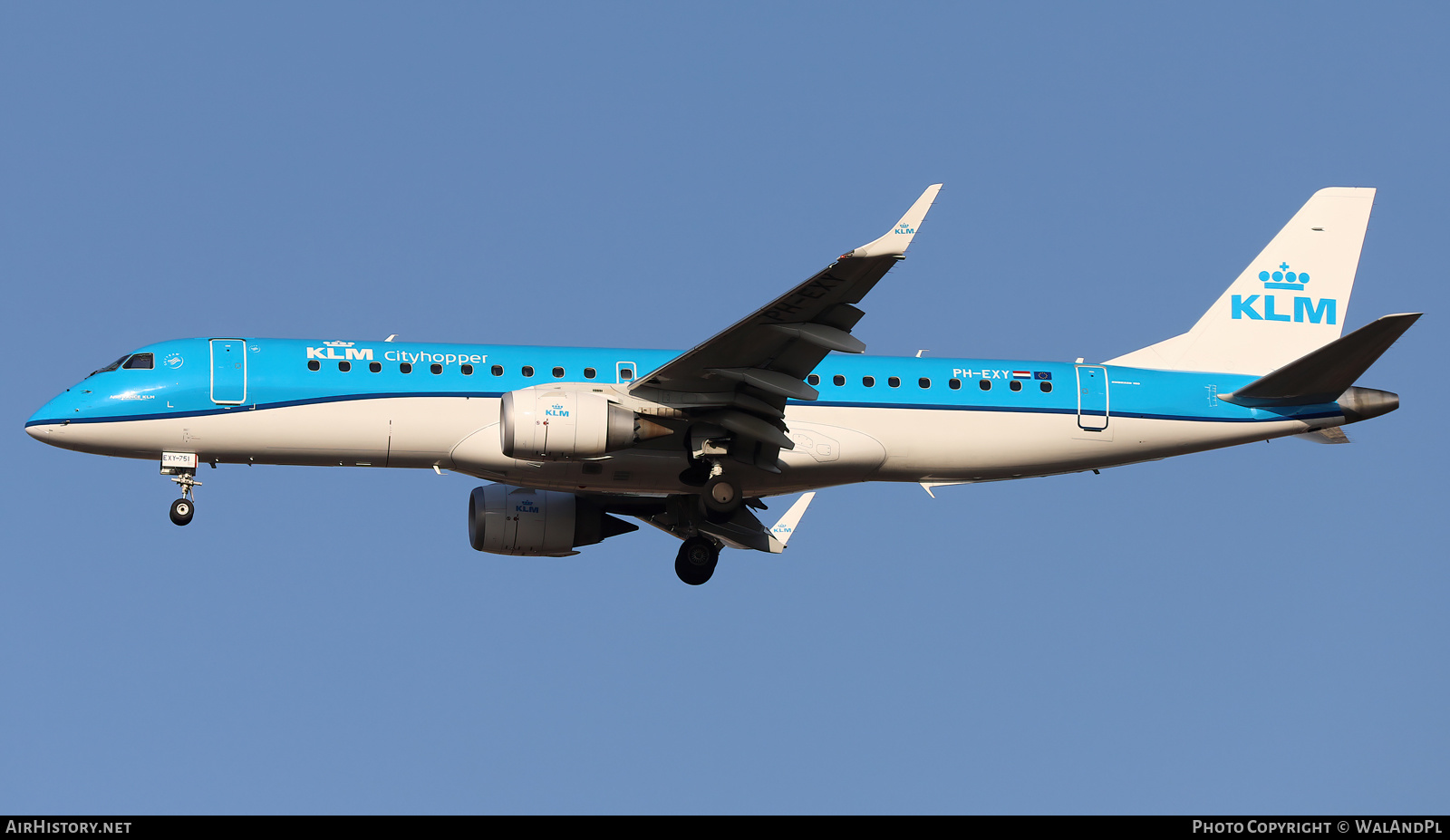 Aircraft Photo of PH-EXY | Embraer 190STD (ERJ-190-100STD) | KLM Cityhopper | AirHistory.net #572634
