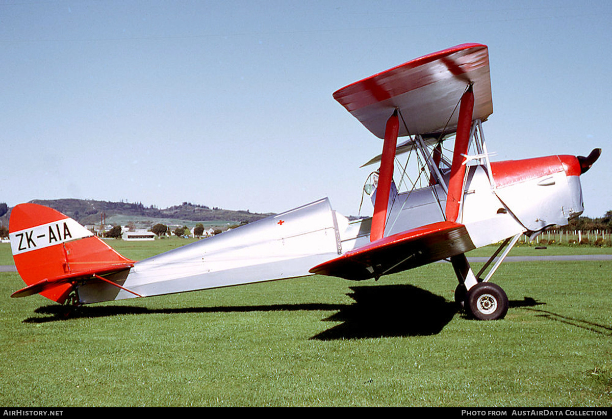 Aircraft Photo of ZK-AIA | De Havilland D.H. 82A Tiger Moth | AirHistory.net #572667