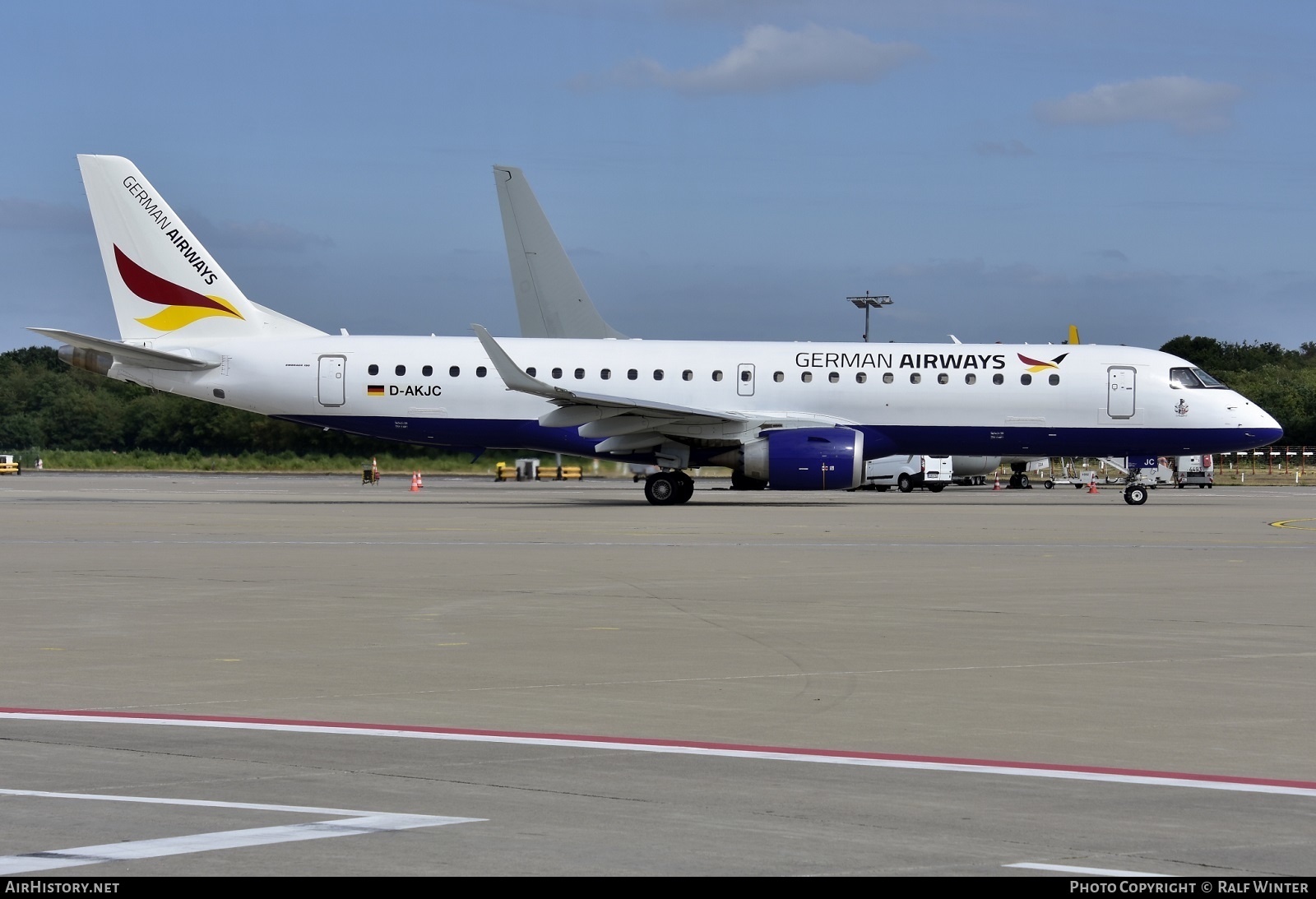 Aircraft Photo of D-AKJC | Embraer 195LR (ERJ-190-200LR) | German Airways | AirHistory.net #572673