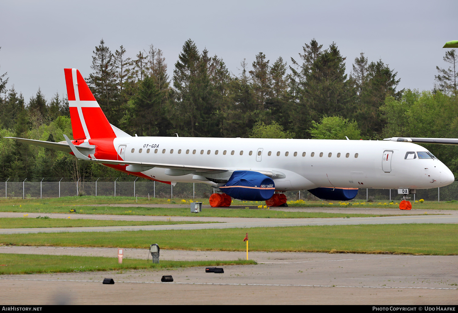 Aircraft Photo of OY-GDA | Embraer 195LR (ERJ-190-200LR) | Great Dane Airlines | AirHistory.net #572741