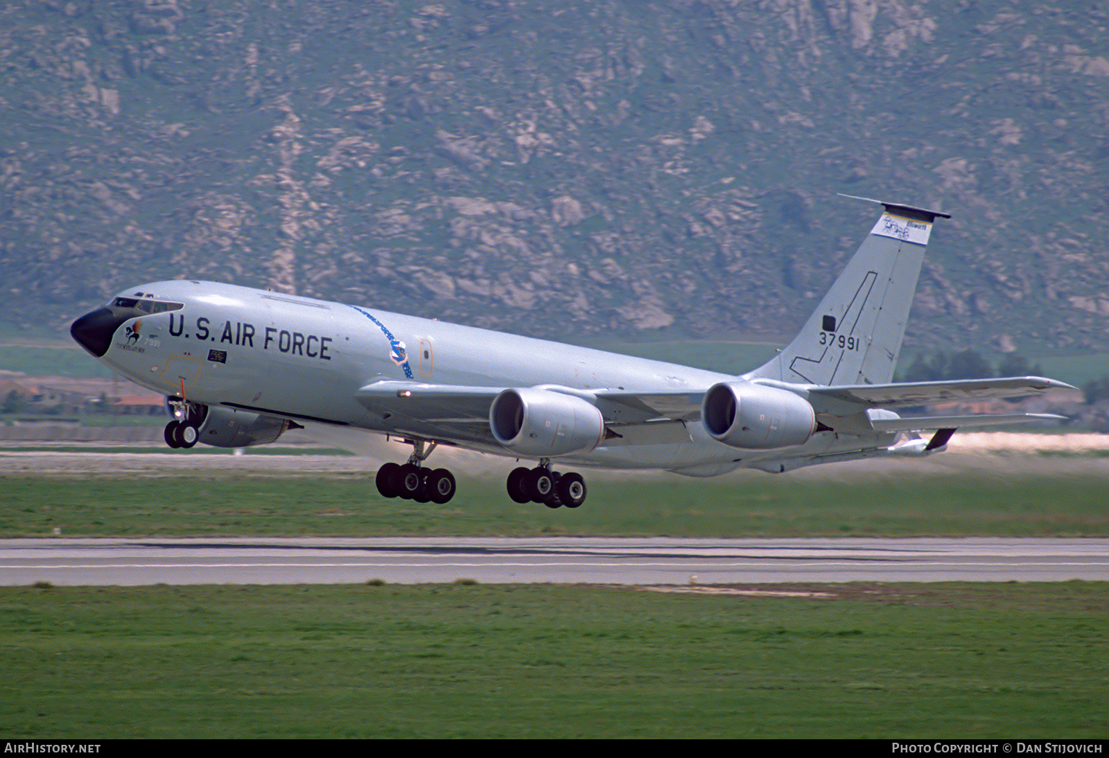 Aircraft Photo of 63-7991 / 37991 | Boeing KC-135R Stratotanker | USA - Air Force | AirHistory.net #572777