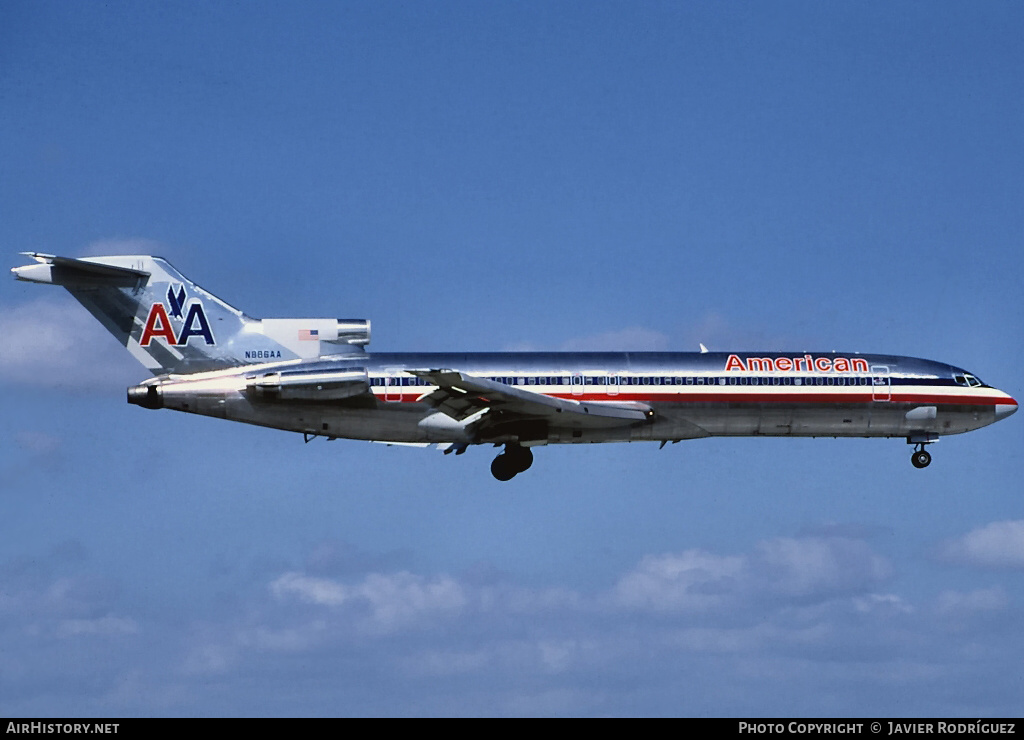 Aircraft Photo of N886AA | Boeing 727-223/Adv | American Airlines | AirHistory.net #572792