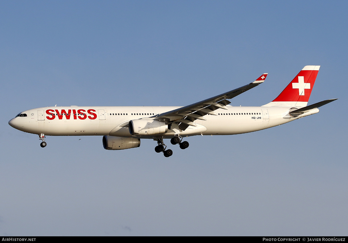 Aircraft Photo of HB-JHI | Airbus A330-343 | Swiss International Air Lines | AirHistory.net #572813