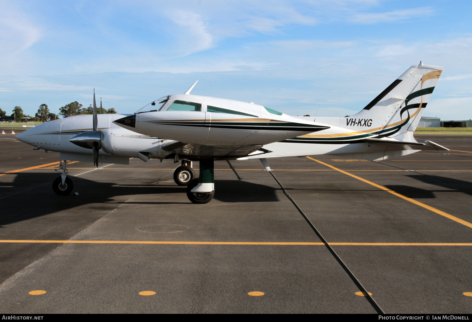 Aircraft Photo of VH-KXG | Cessna T310R | AirHistory.net #572834