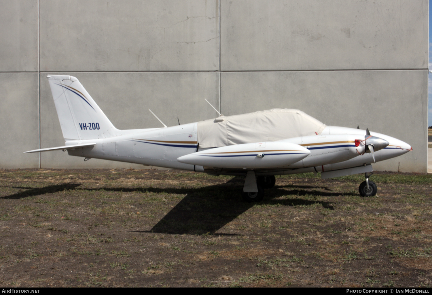 Aircraft Photo of VH-ZOO | Piper PA-30-160 Twin Comanche B | AirHistory.net #572838