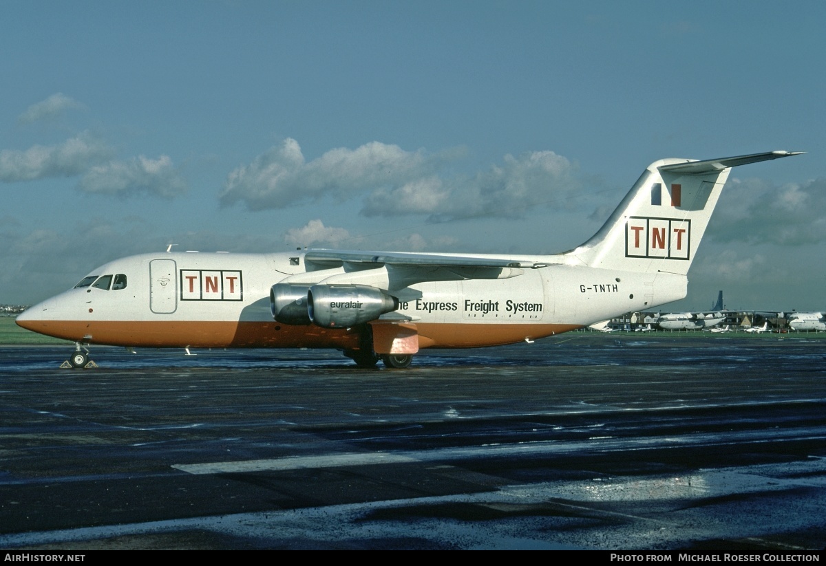 Aircraft Photo of G-TNTH | British Aerospace BAe-146-200QT Quiet Trader | TNT Express | AirHistory.net #572858