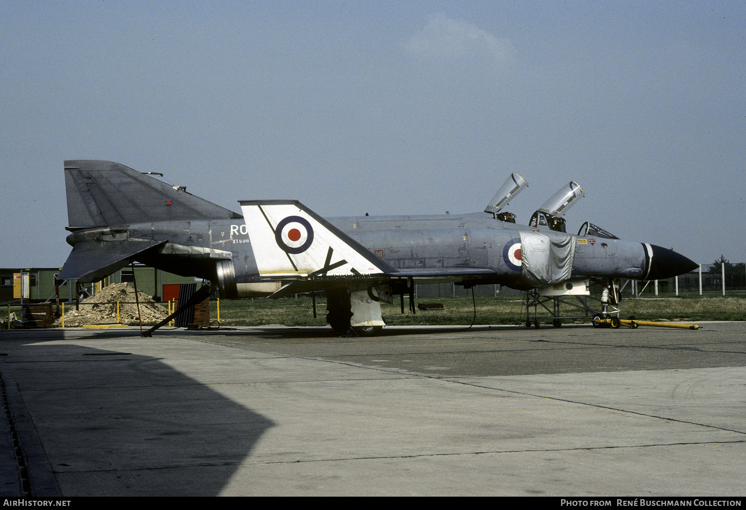 Aircraft Photo of XT596 | McDonnell YF-4K Phantom FG1 | UK - Navy | AirHistory.net #572906
