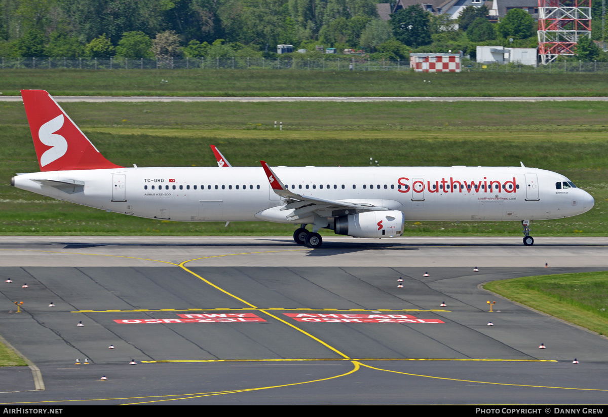 Aircraft Photo of TC-GRD | Airbus A321-231 | Southwind Airlines | AirHistory.net #572926