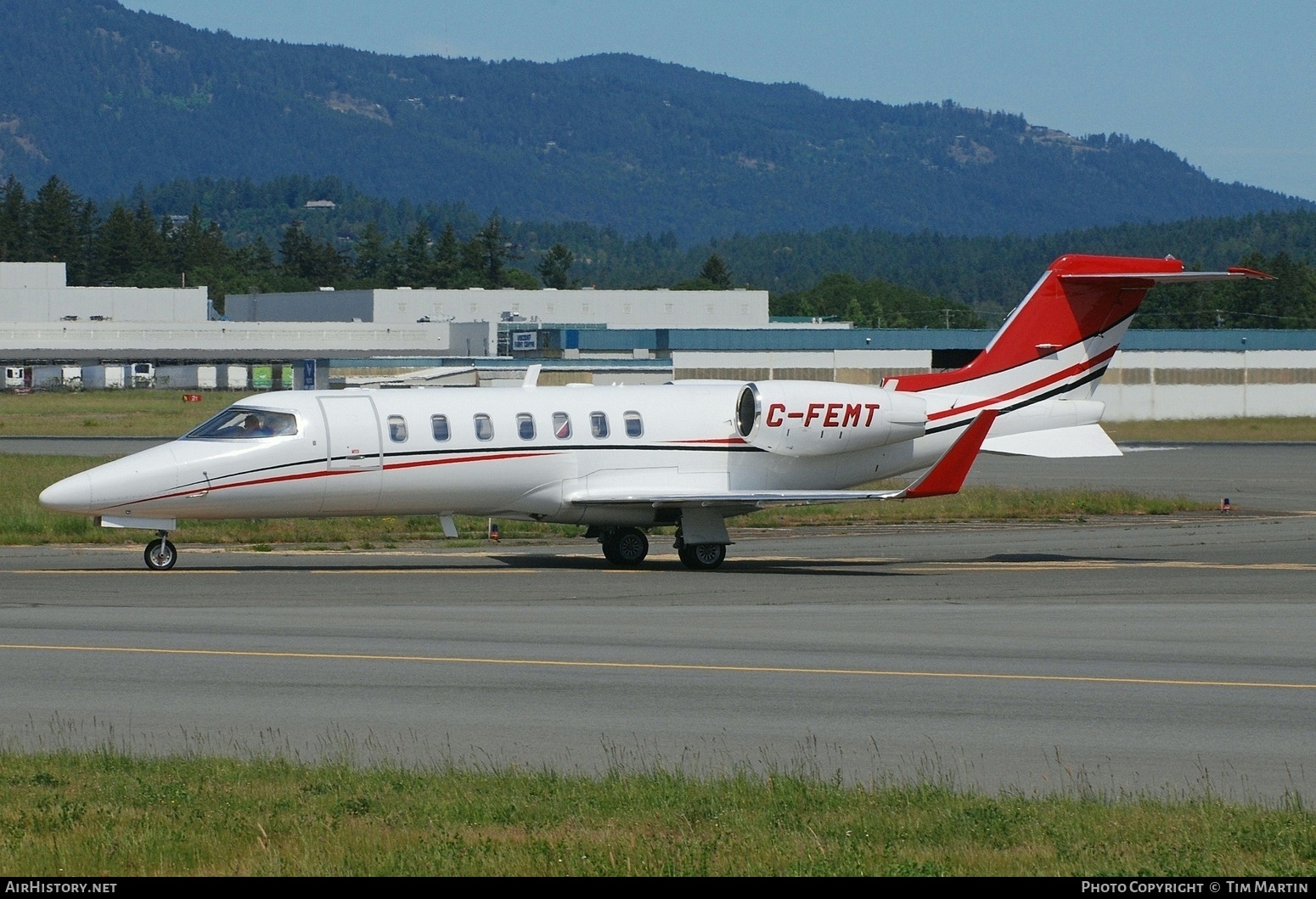 Aircraft Photo of C-FEMT | Learjet 40 | AirHistory.net #572998