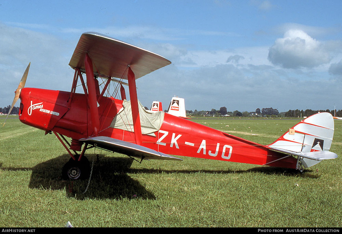 Aircraft Photo of ZK-AJO | De Havilland D.H. 82A Tiger Moth | James Aviation | AirHistory.net #573002