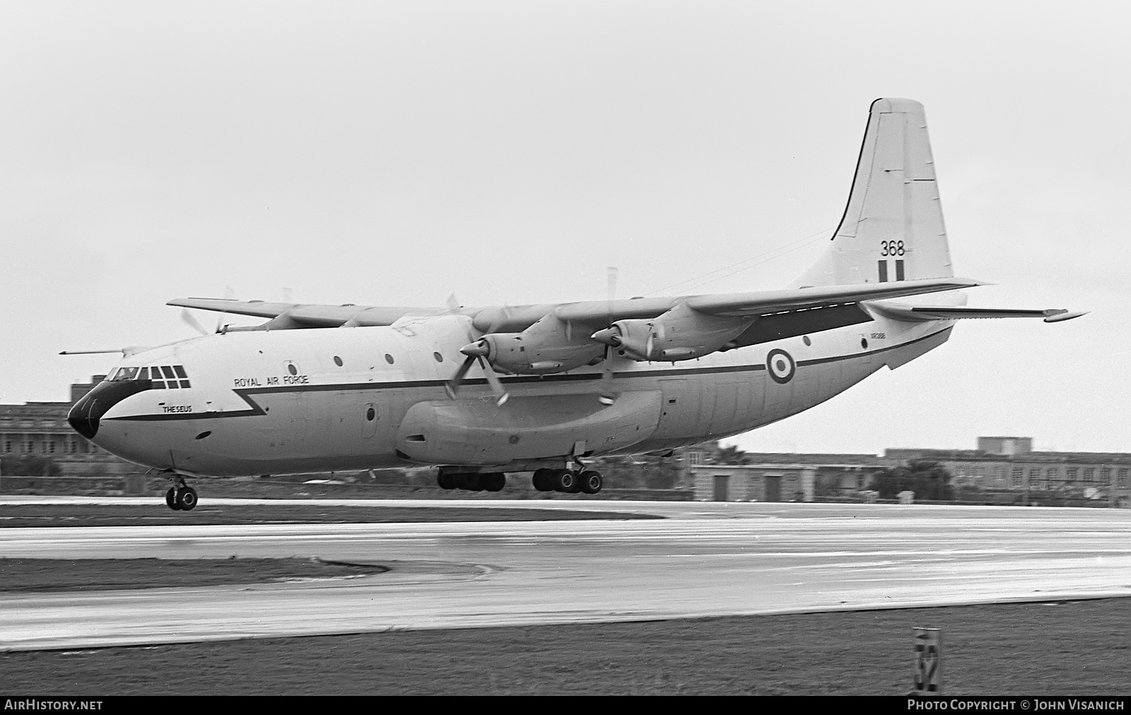 Aircraft Photo of XR368 | Short SC.5 Belfast C1 | UK - Air Force | AirHistory.net #573026