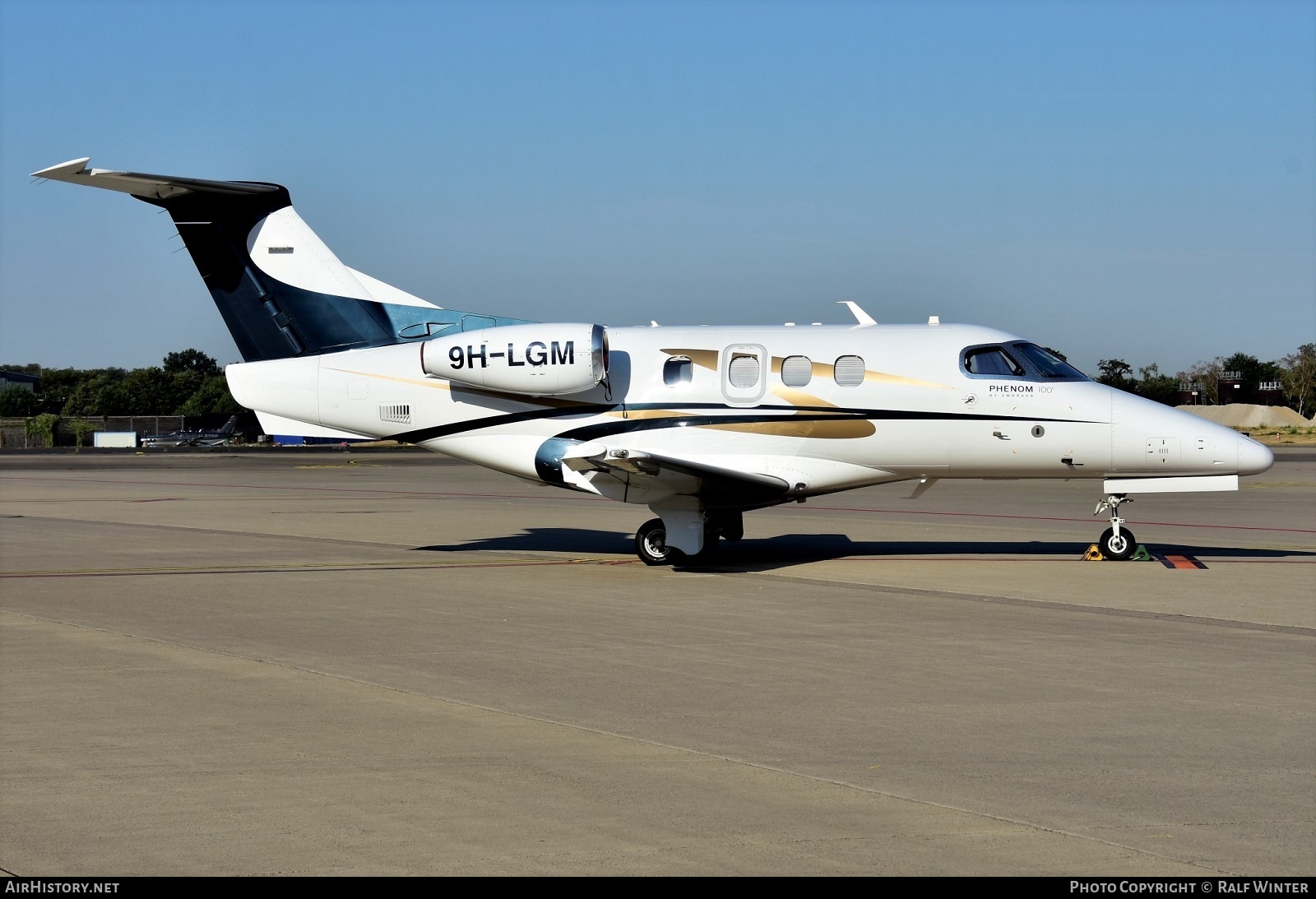 Aircraft Photo of 9H-LGM | Embraer EMB-500 Phenom 100 | AirHistory.net #573033
