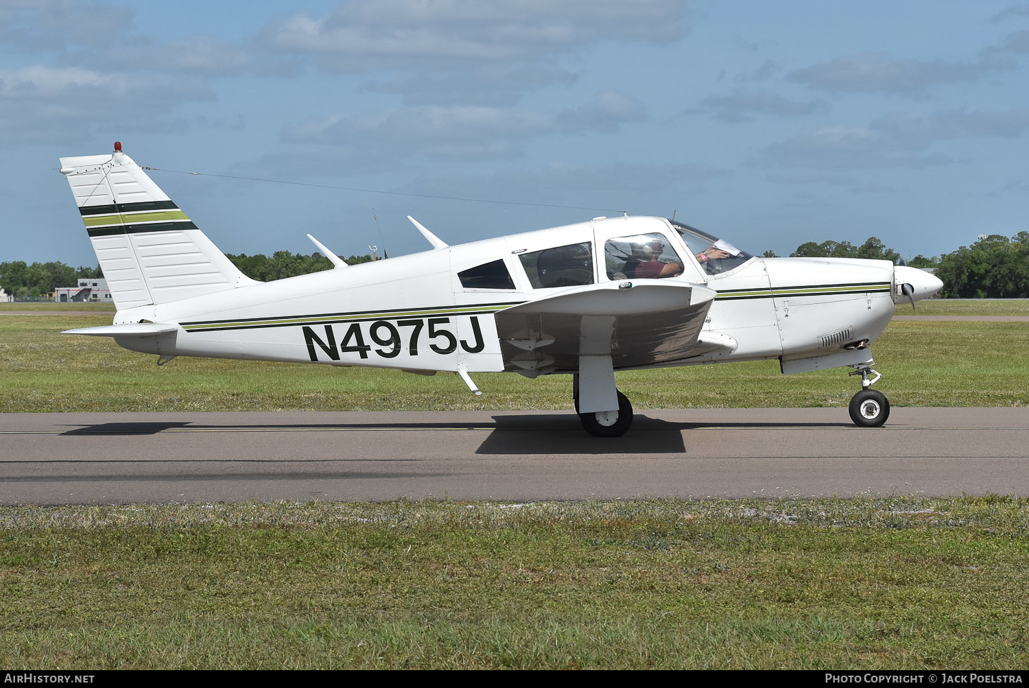 Aircraft Photo of N4975J | Piper PA-28R-180 Cherokee Arrow | AirHistory.net #573039