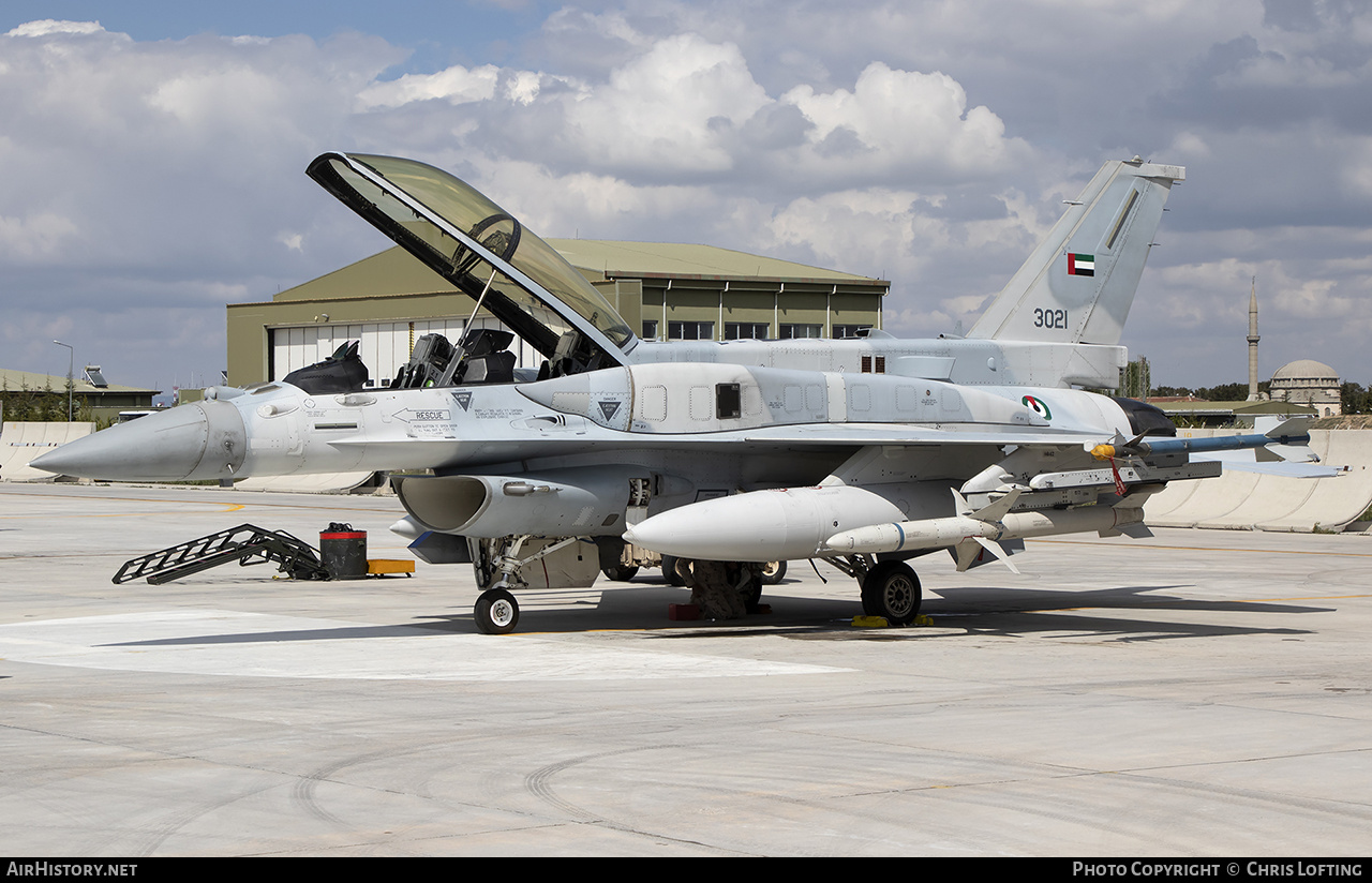 Aircraft Photo of 3021 | Lockheed Martin F-16F Desert Falcon | United Arab Emirates - Air Force | AirHistory.net #573161