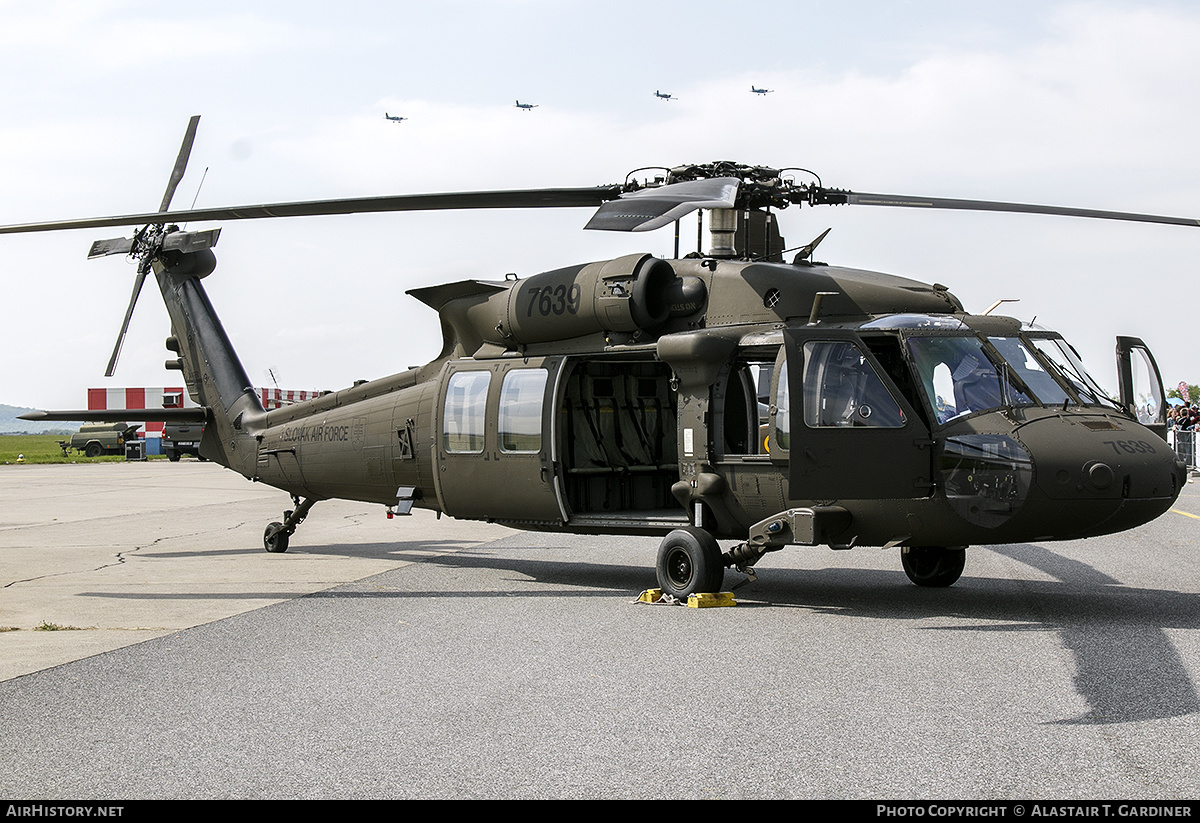 Aircraft Photo of 7639 | Sikorsky UH-60M Black Hawk (S-70A) | Slovakia - Air Force | AirHistory.net #573230