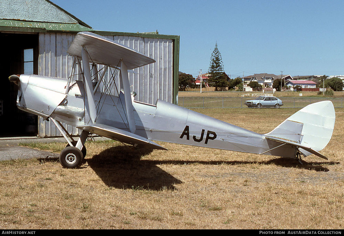Aircraft Photo of ZK-AJP / AJP | De Havilland D.H. 82A Tiger Moth | AirHistory.net #573286